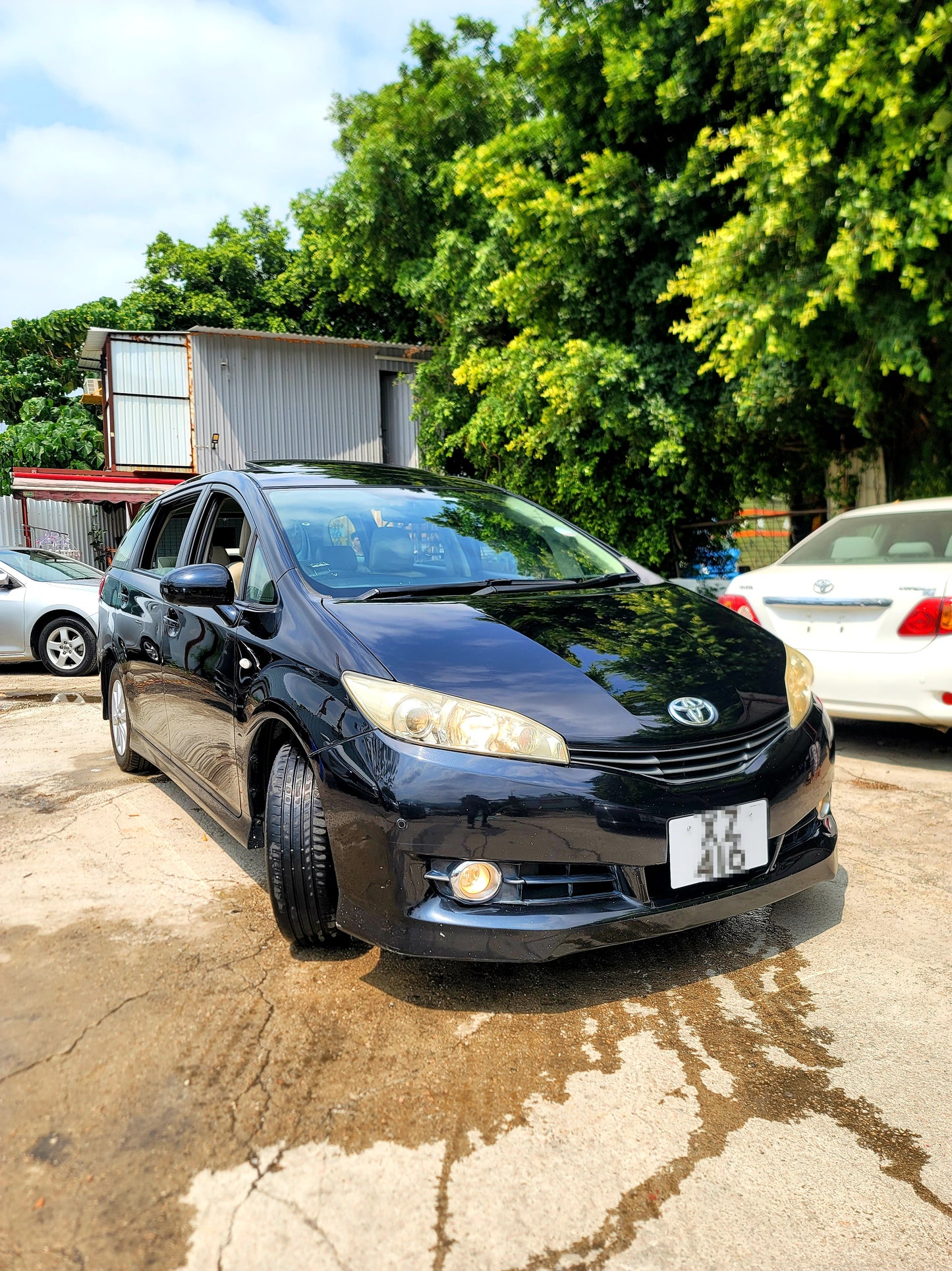 2009 TOYOTA WISH Z DELUXE 2.0 AT