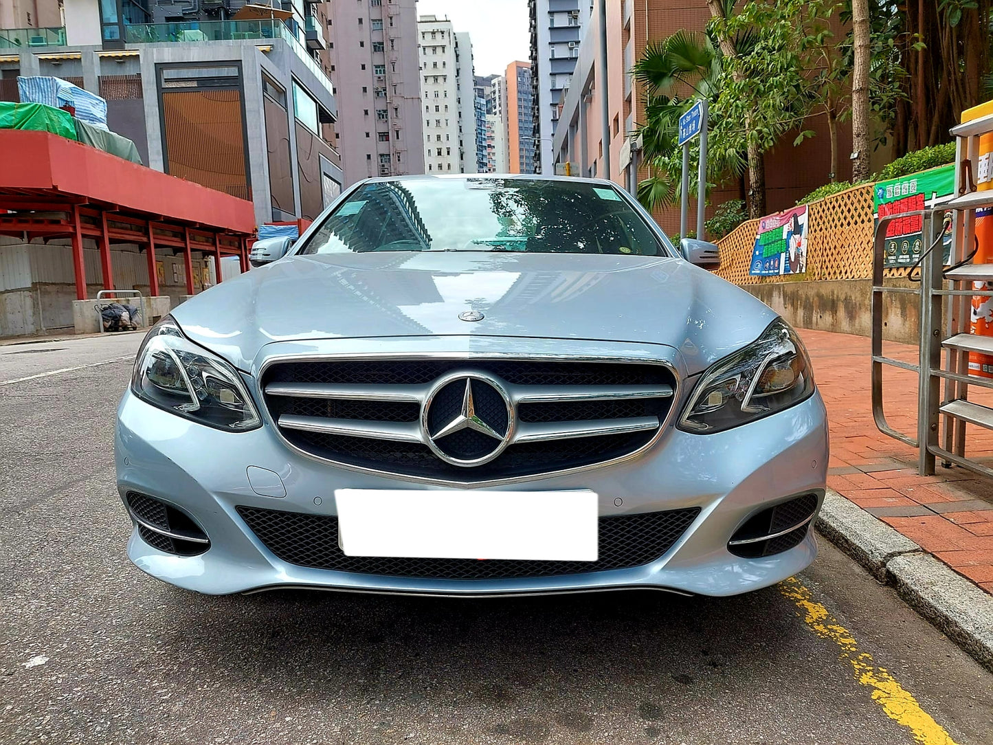 2013 M. BENZ E200 FL 2.0T AT