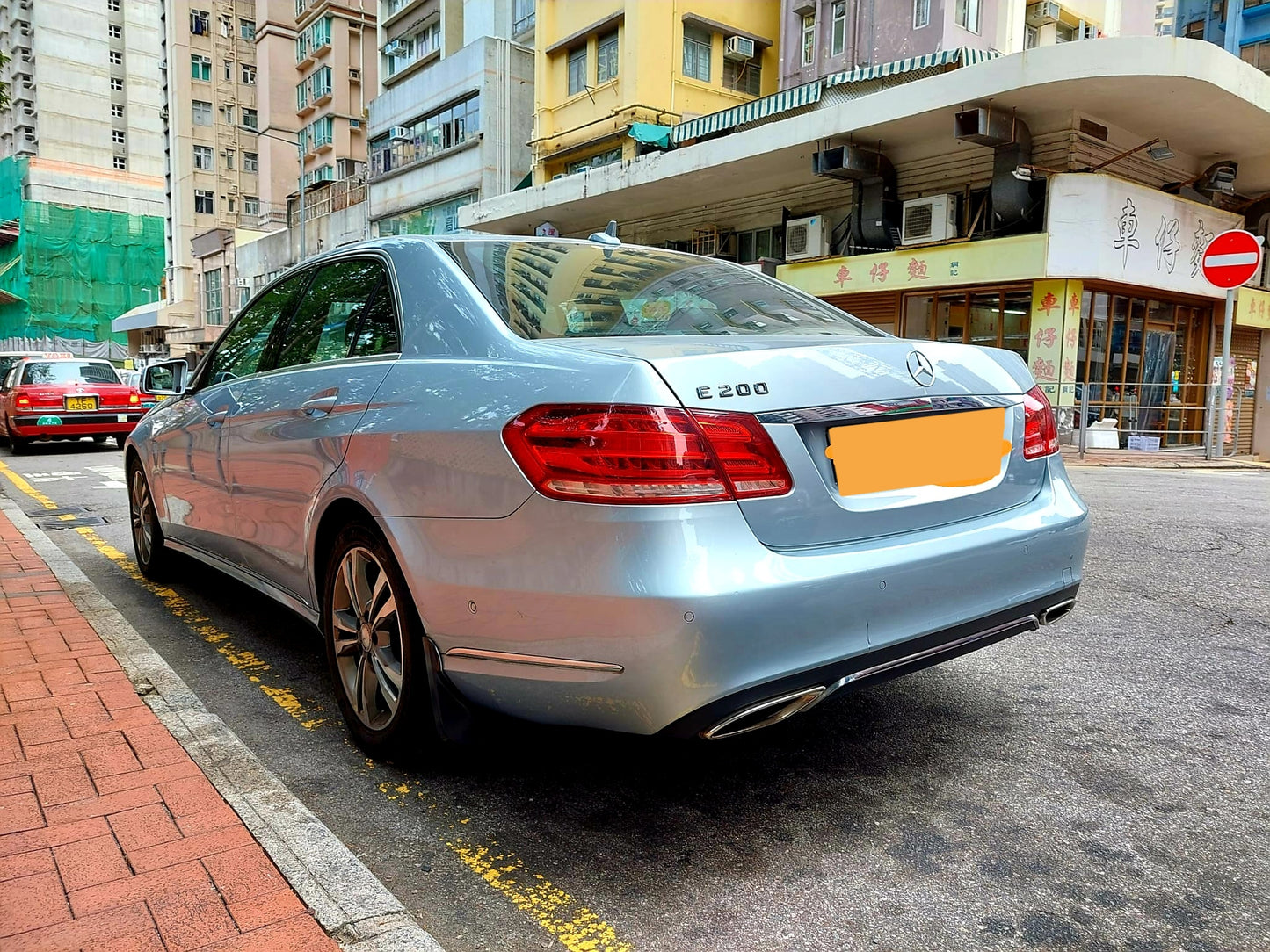 2013 M. BENZ E200 FL 2.0T AT