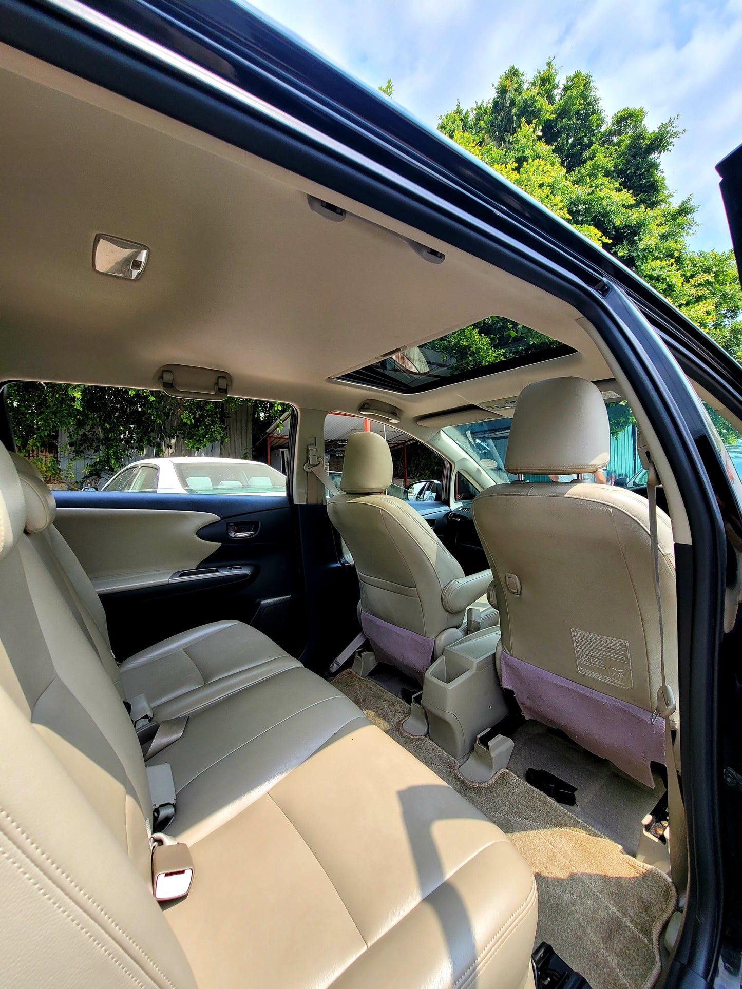 2009 TOYOTA WISH Z DELUXE 2.0 AT