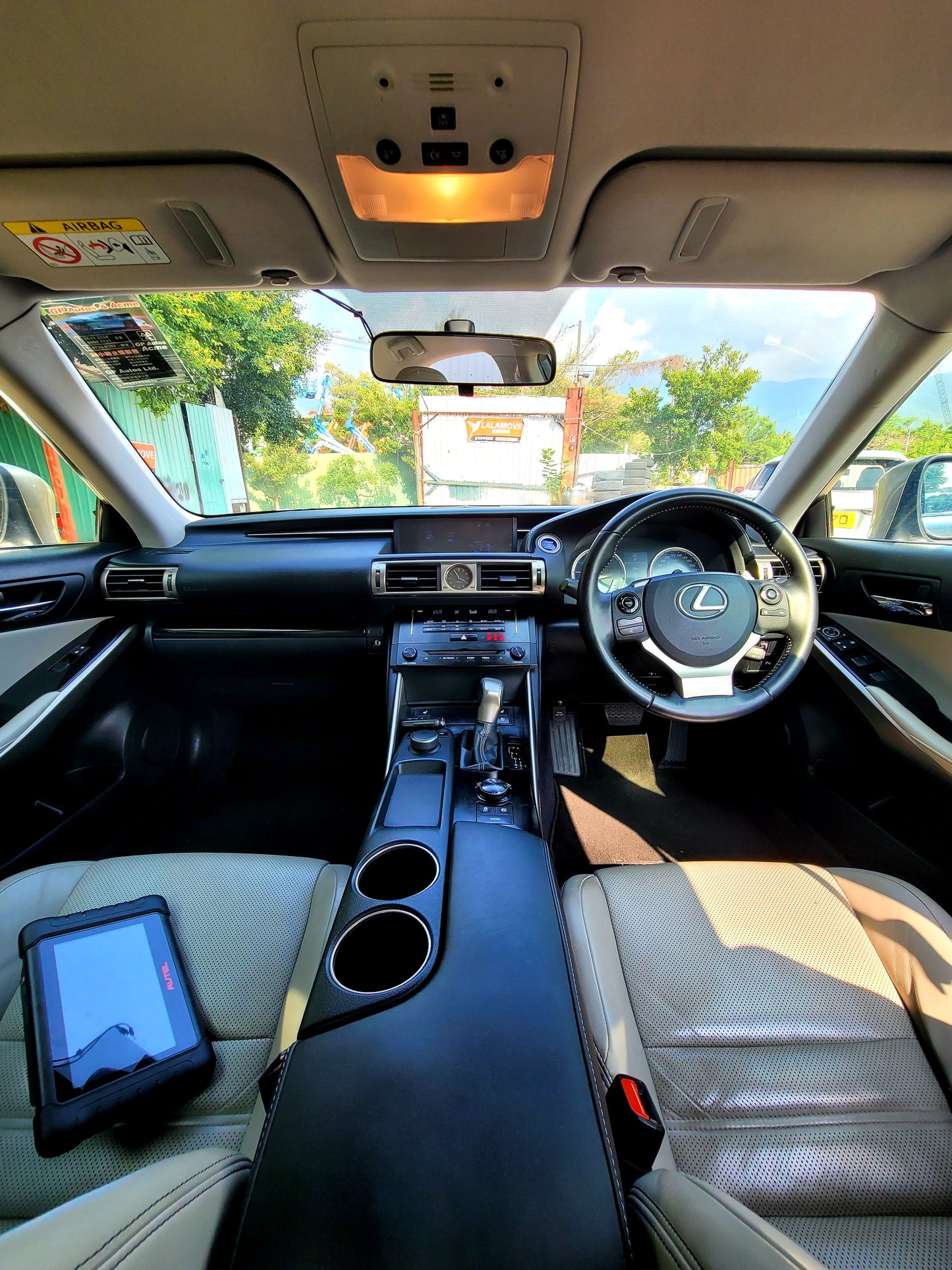 2013 LEXUS IS300h 2.5 AT