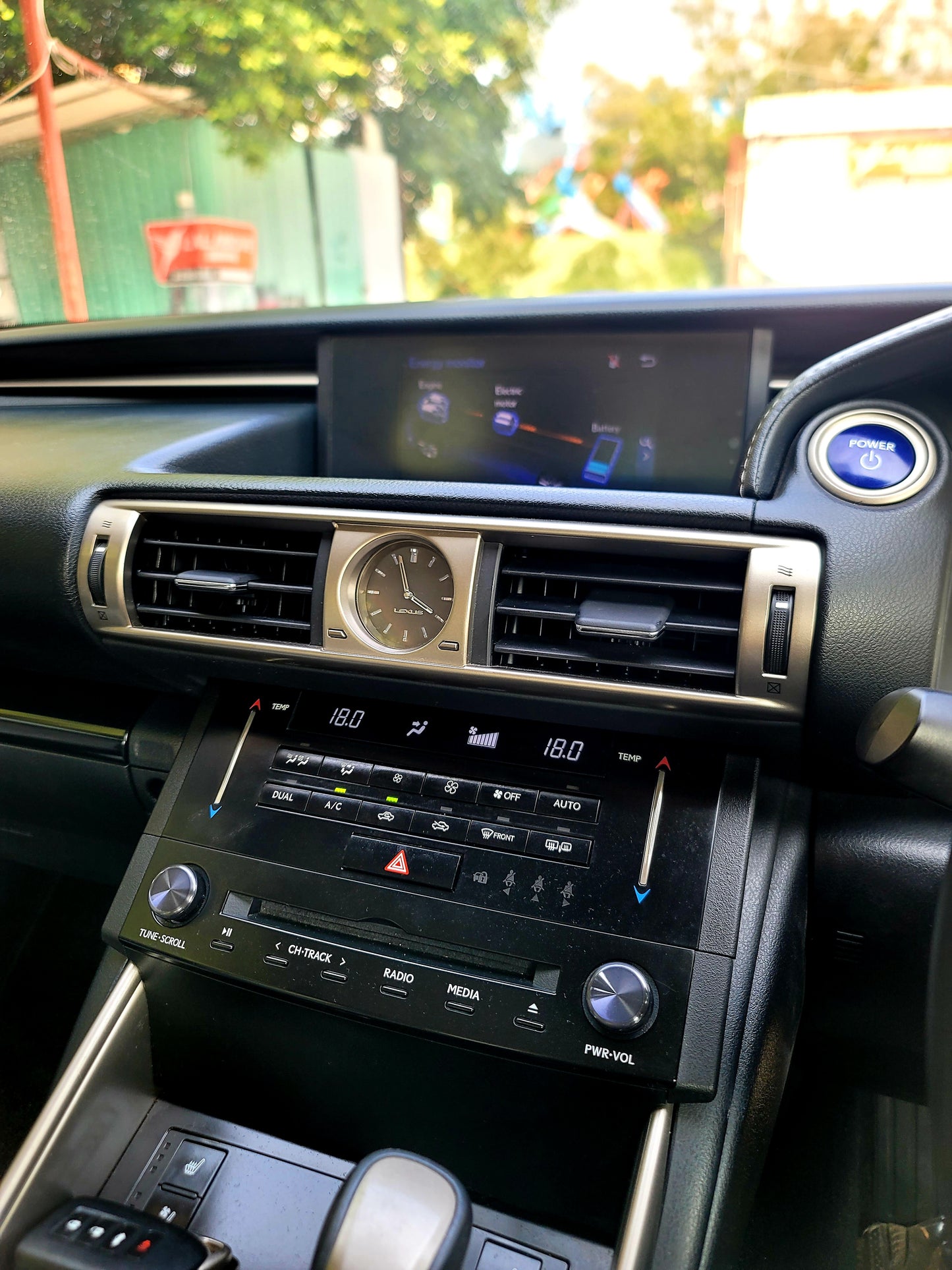 2013 LEXUS IS300h 2.5 AT