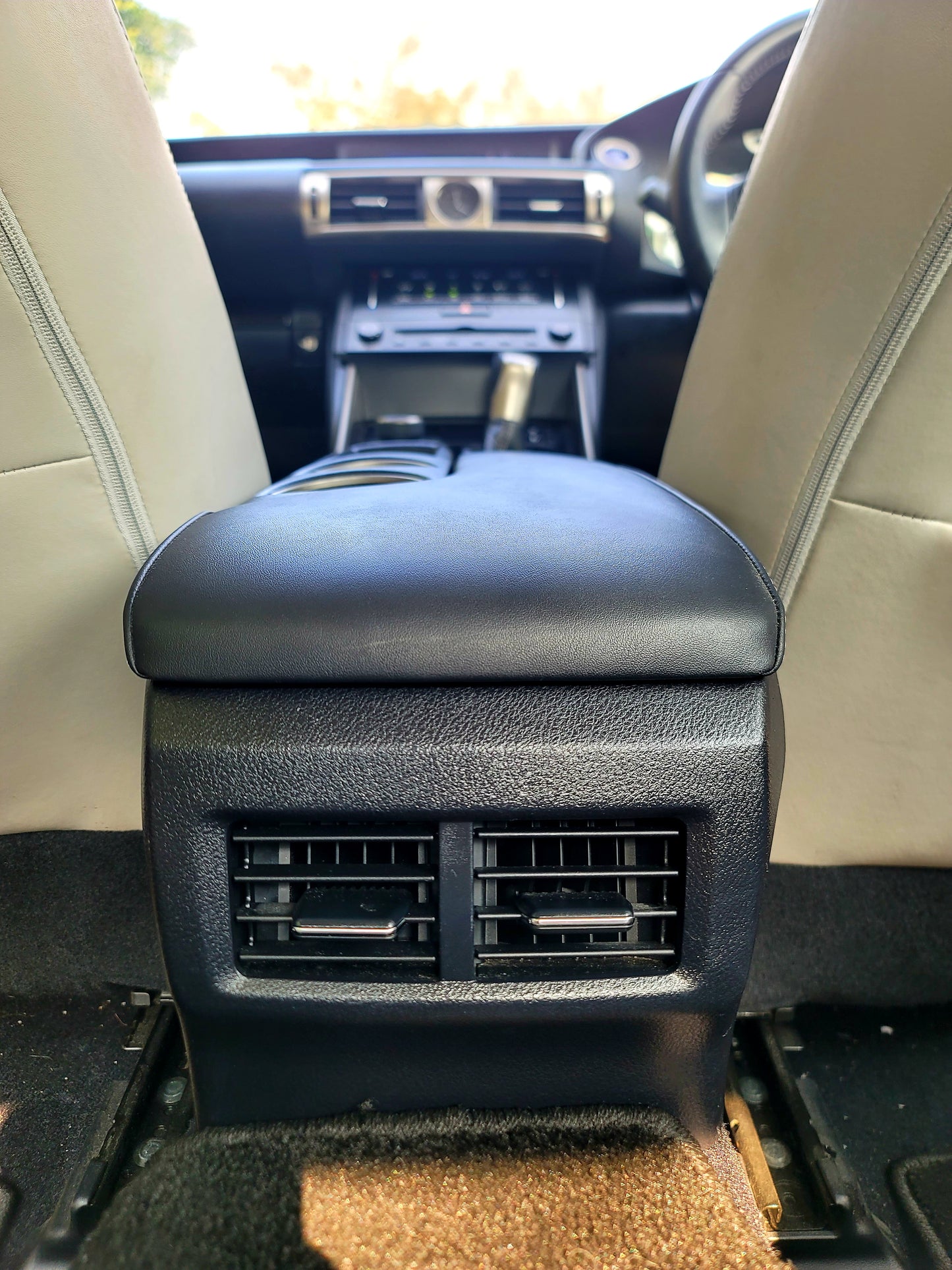 2013 LEXUS IS300h 2.5 AT