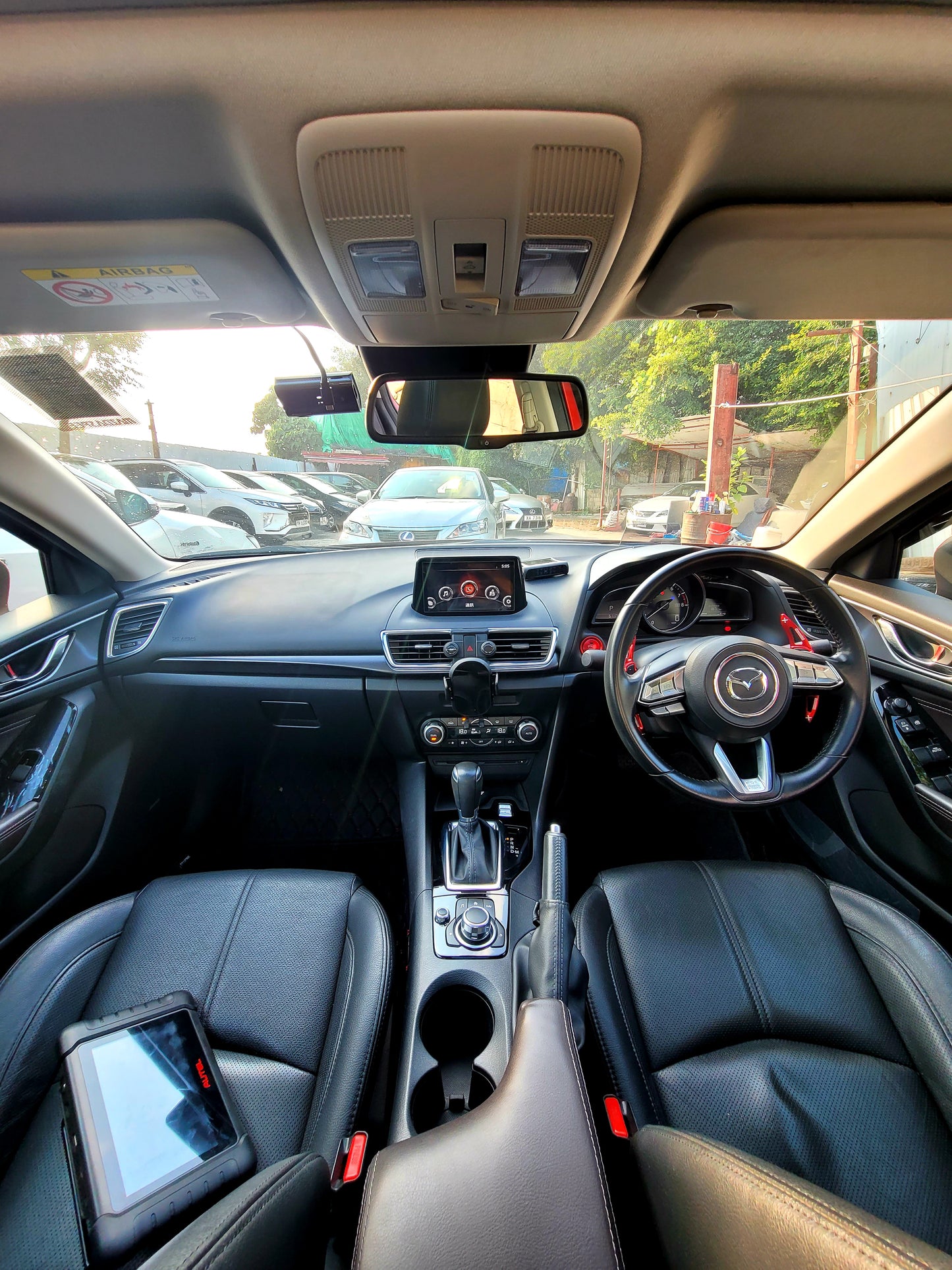 2017 MAZDA 3 i-Plus TOP VERSION 1.5 AT