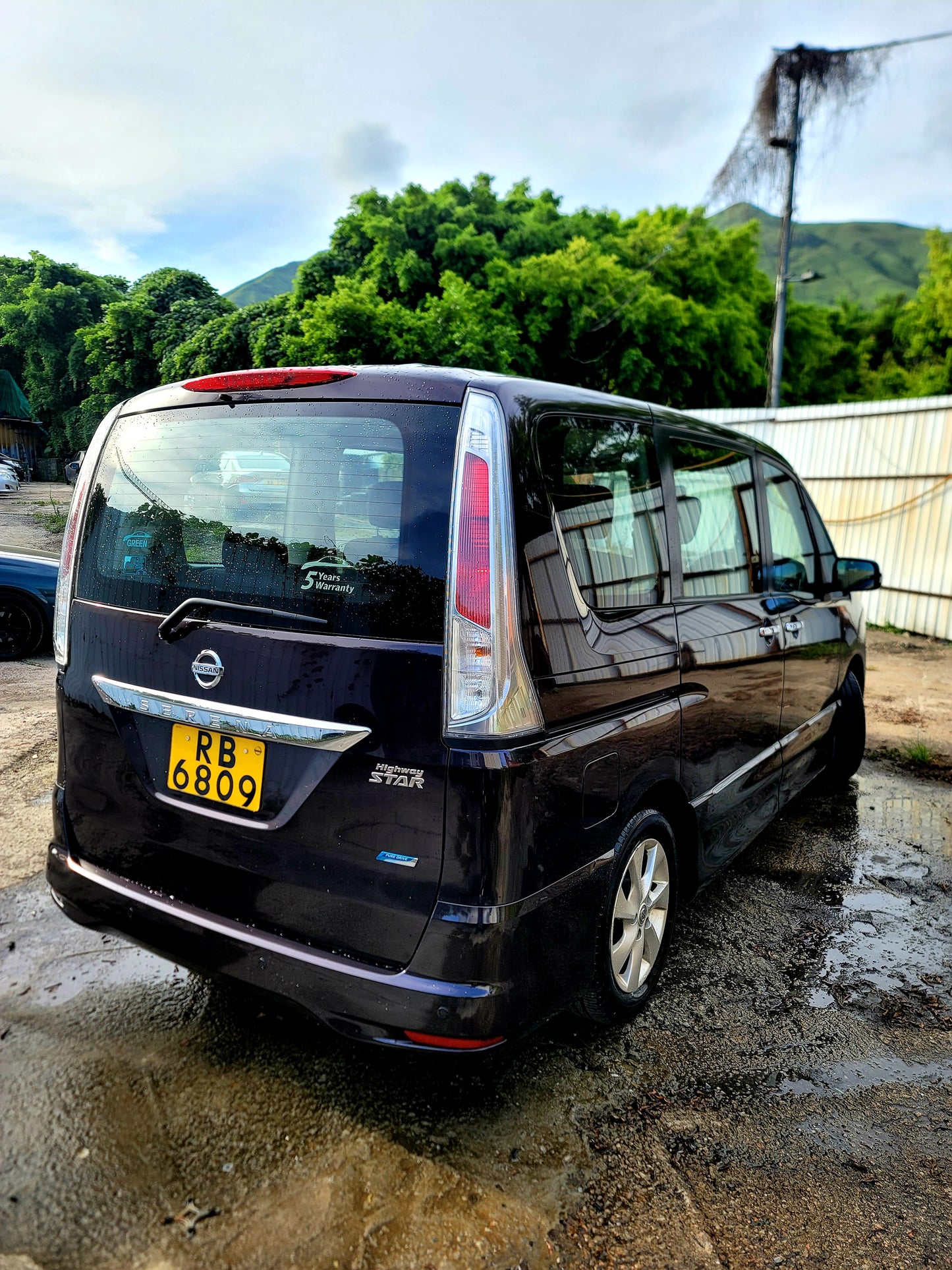 2011 NISSAN SERENA HIGHWAY STAR 2.0 AT