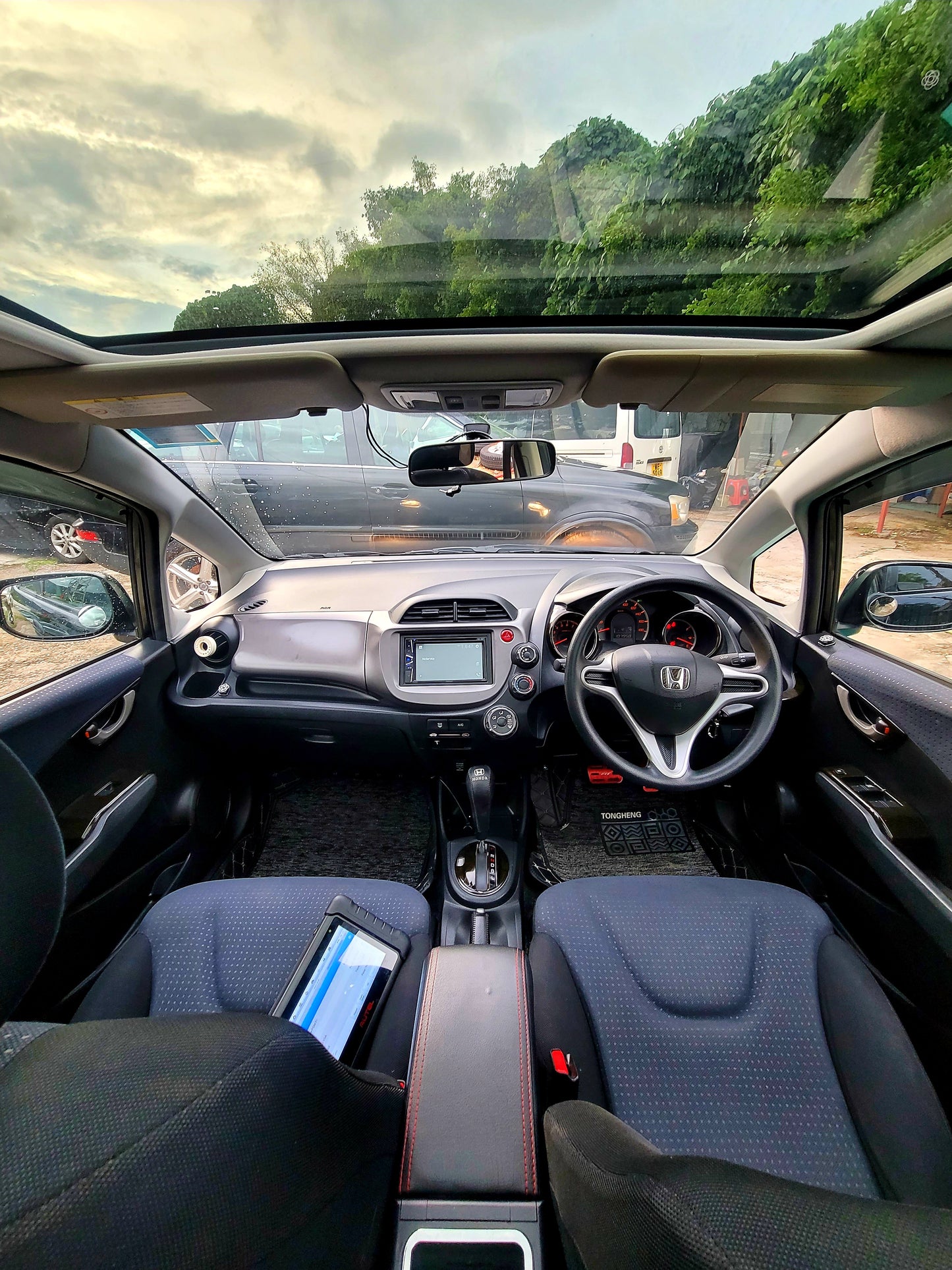 2007 HONDA FIT DELUXE GE6 1.3 AT