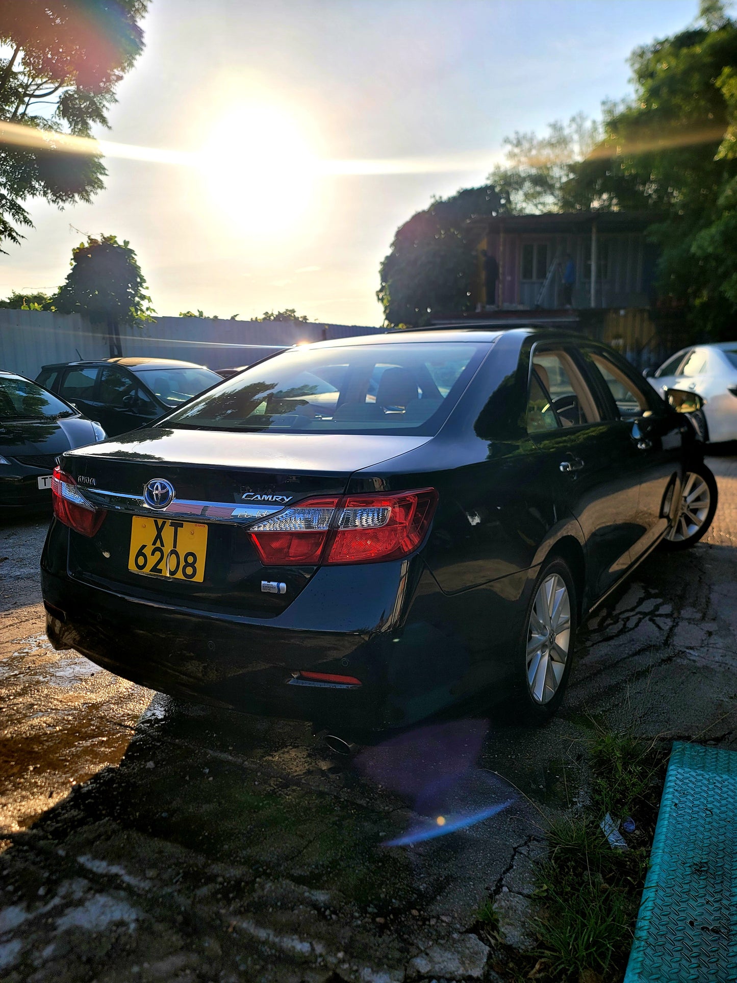 2011/12 TOYOTA CAMRY HYBRID DELUXE 2.5 AT
