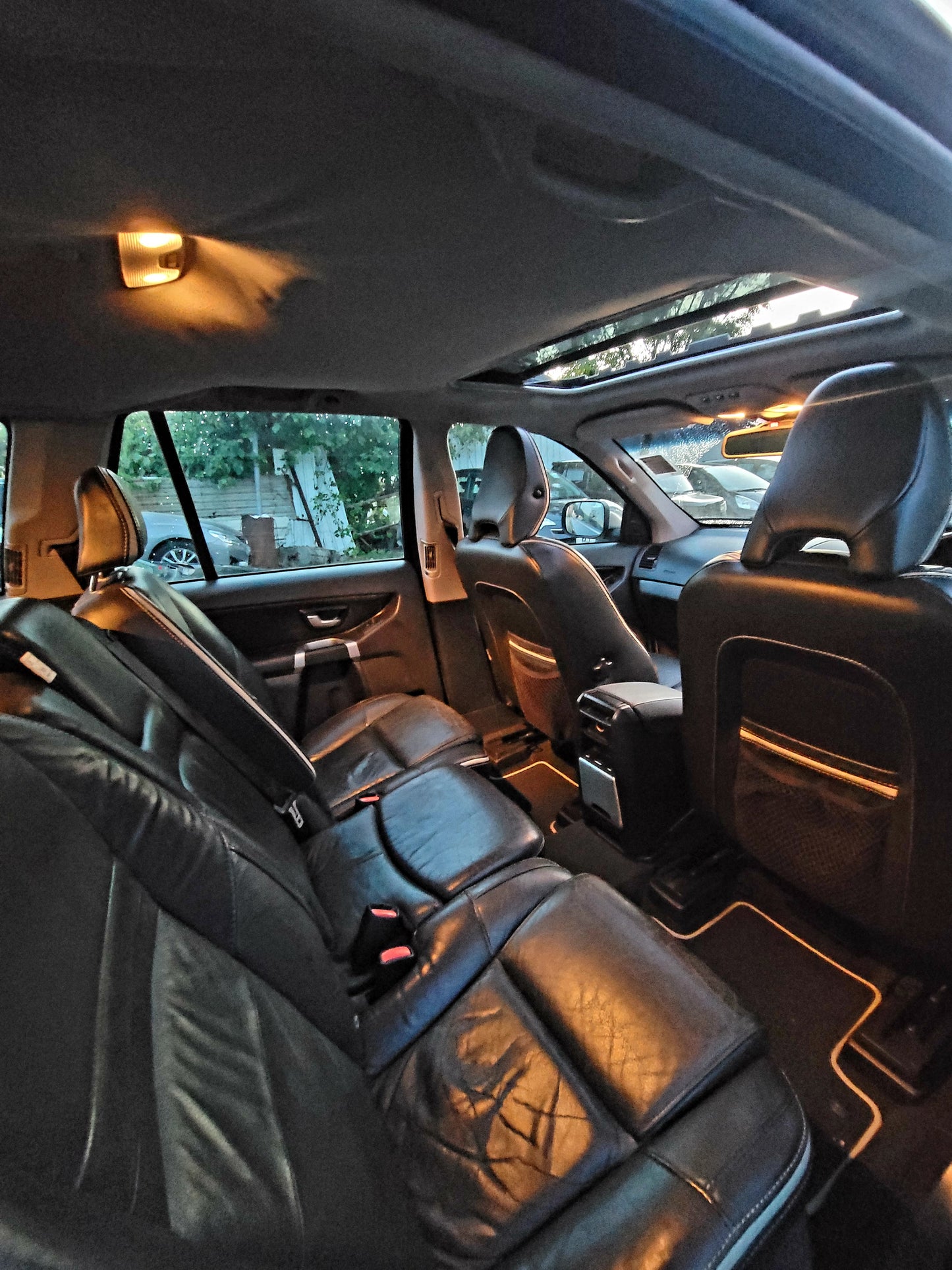 2011 VOLVO XC90 T5 R-DESIGN 2.5T AT