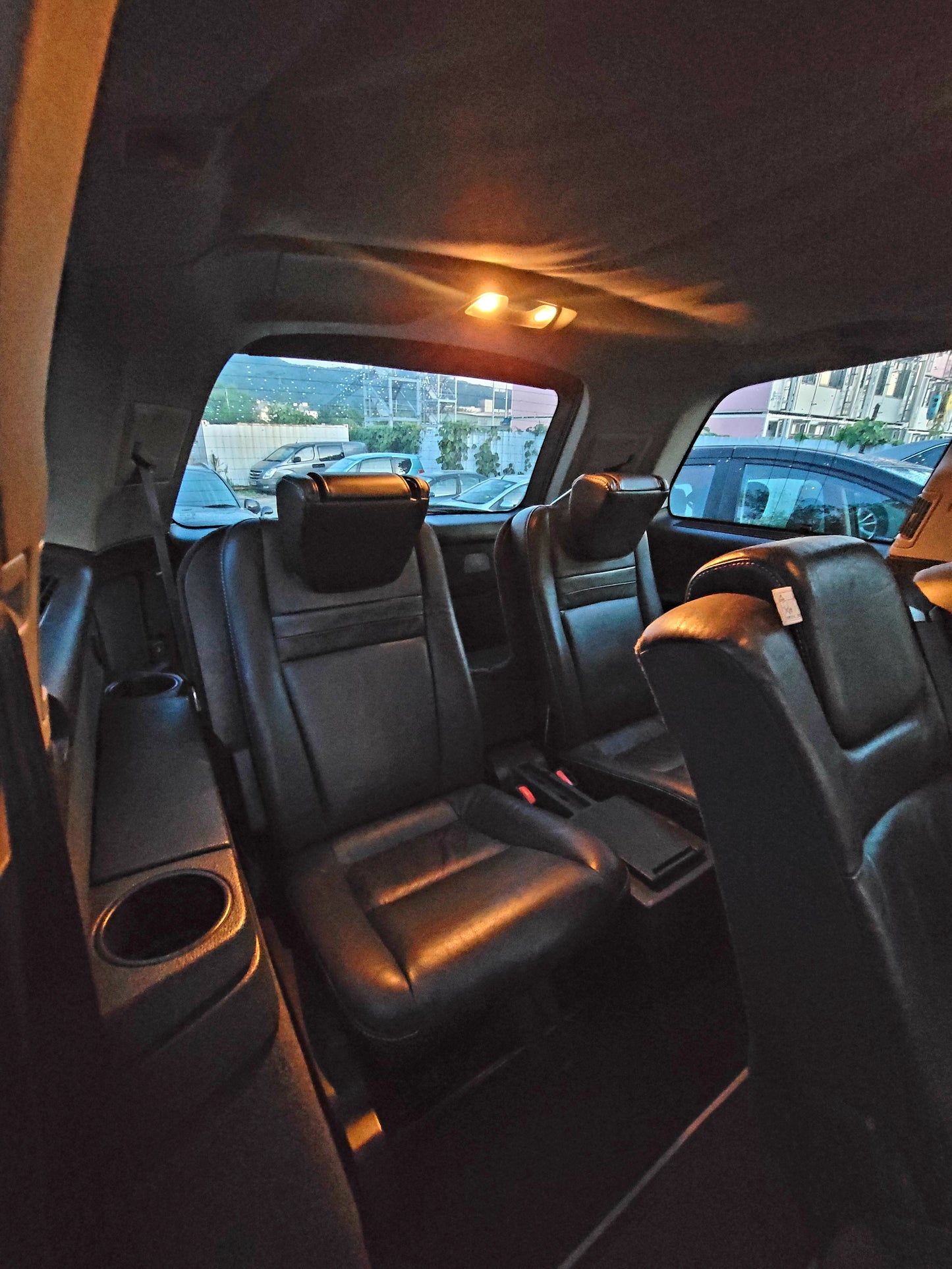 2011 VOLVO XC90 T5 R-DESIGN 2.5T AT
