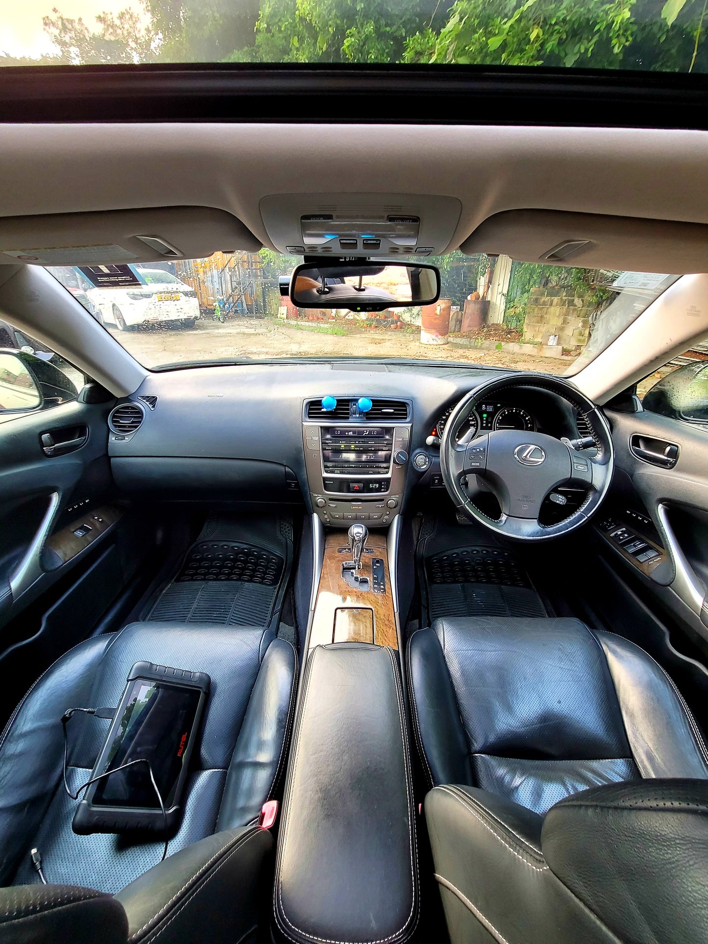 2009 LEXUS IS 250 DELUXE 2.5 AT