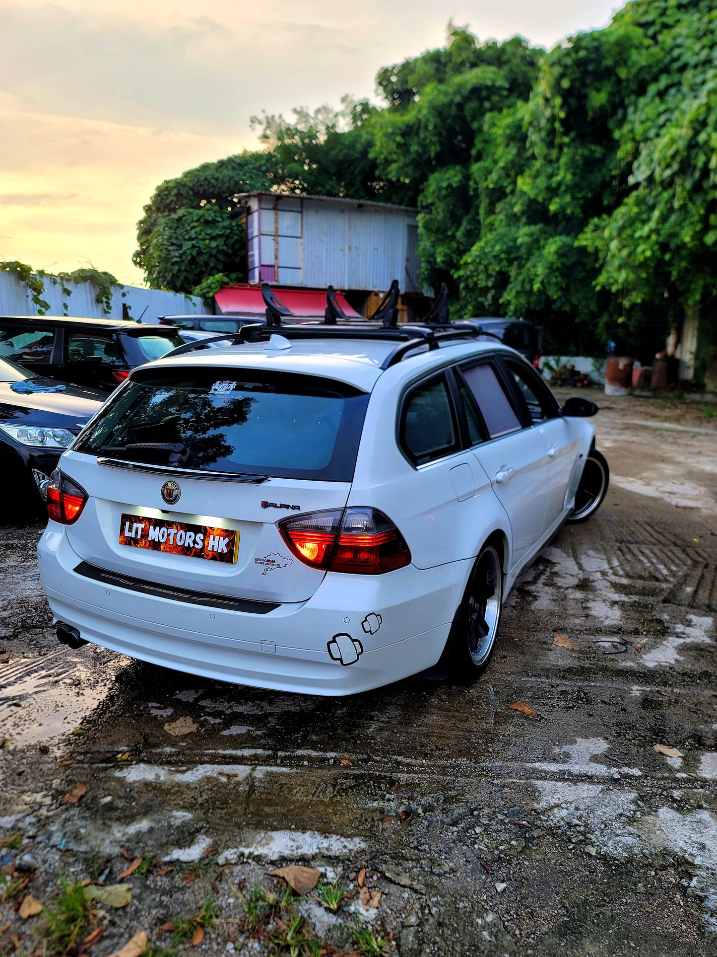 2007 BMW 323iA Touring 2.5 AT
