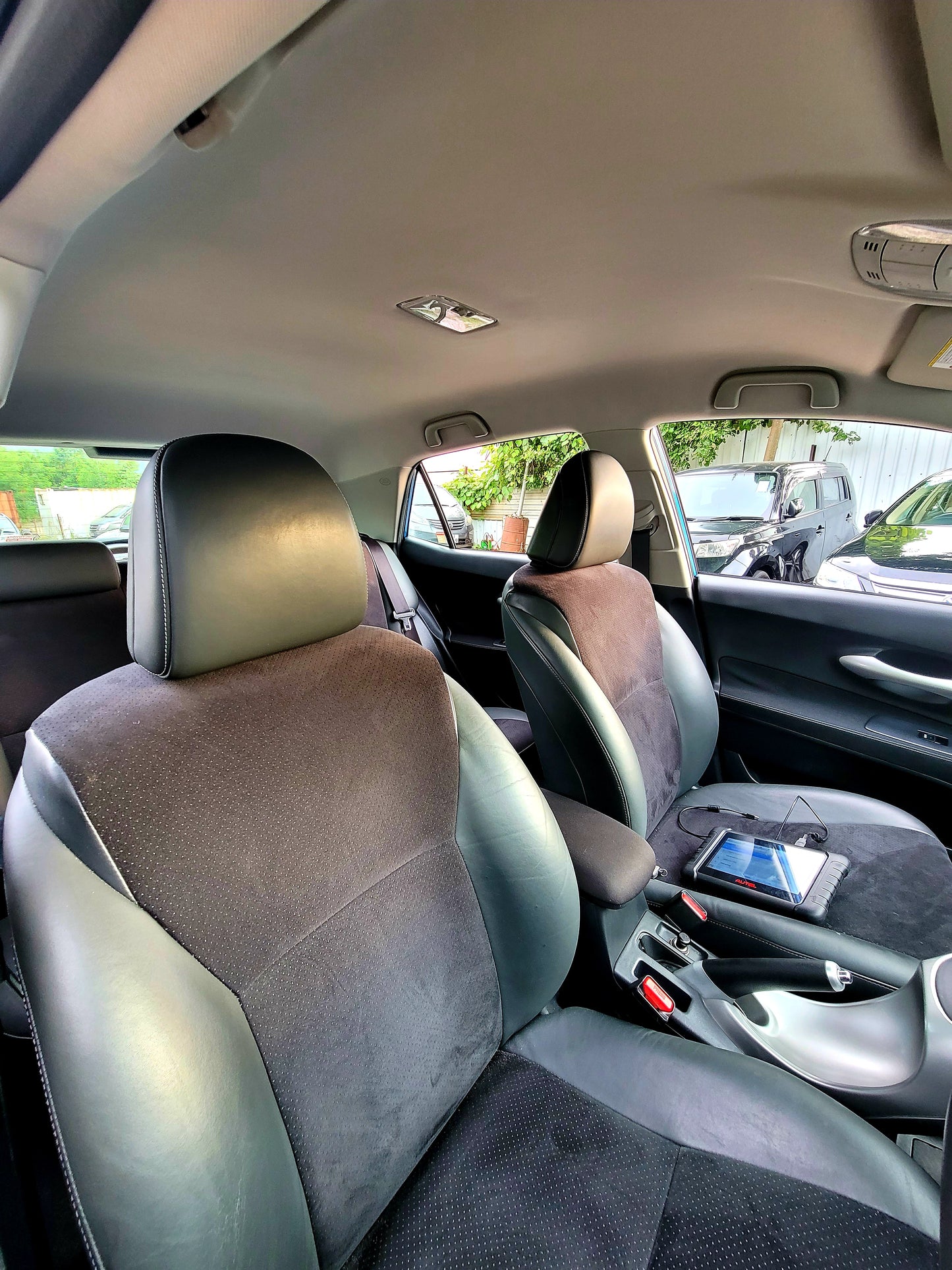 2012 TOYOTA AURIS HYBRID 1.8 AT