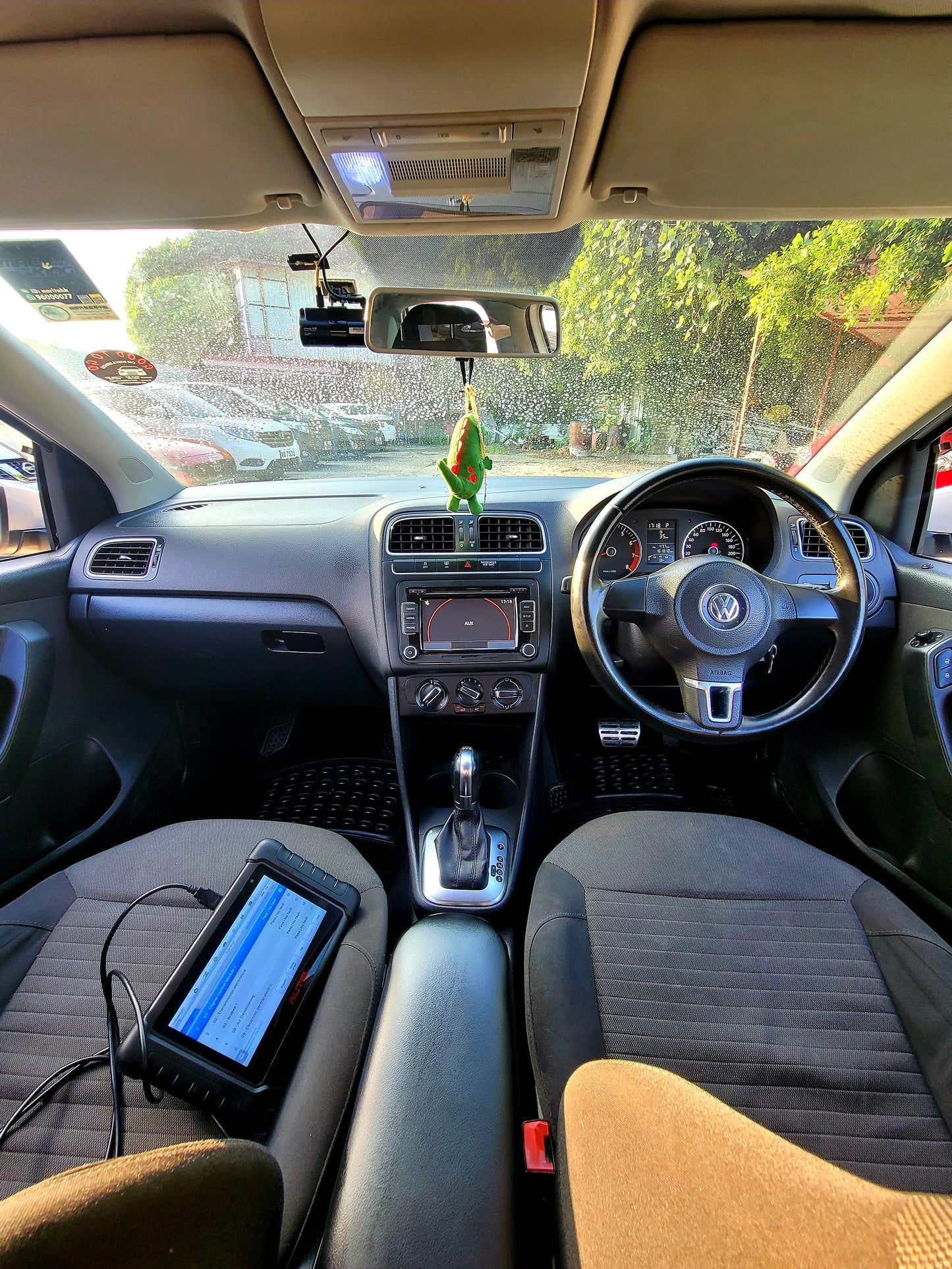2011 VW POLO ME 1.4 TSI AT