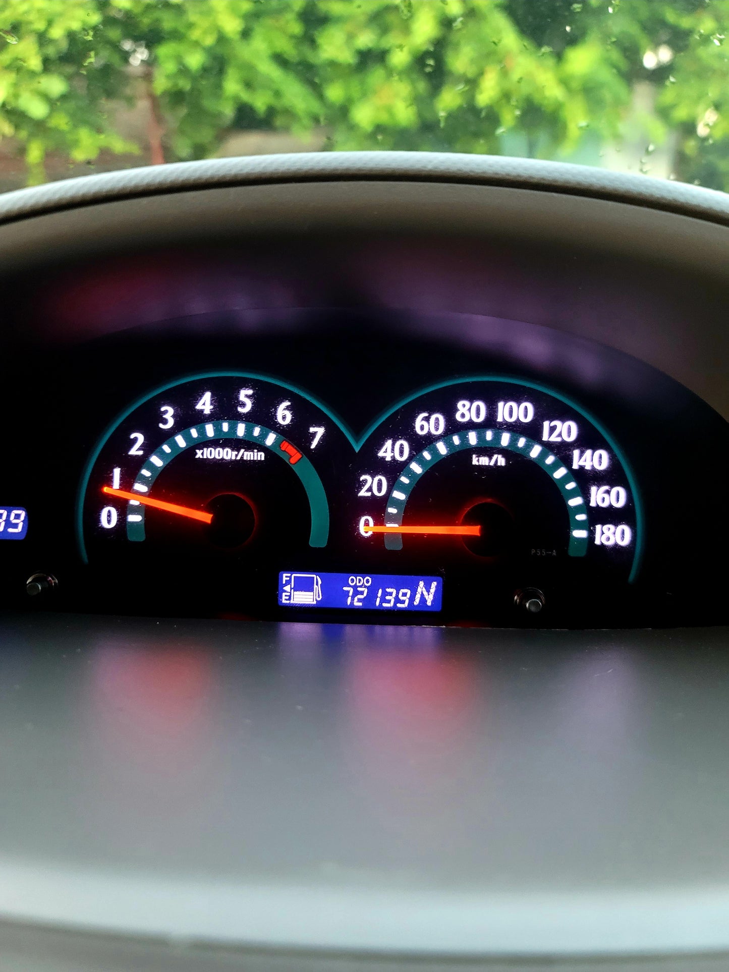 2011 TOYOTA SIENTA 1.5 AT