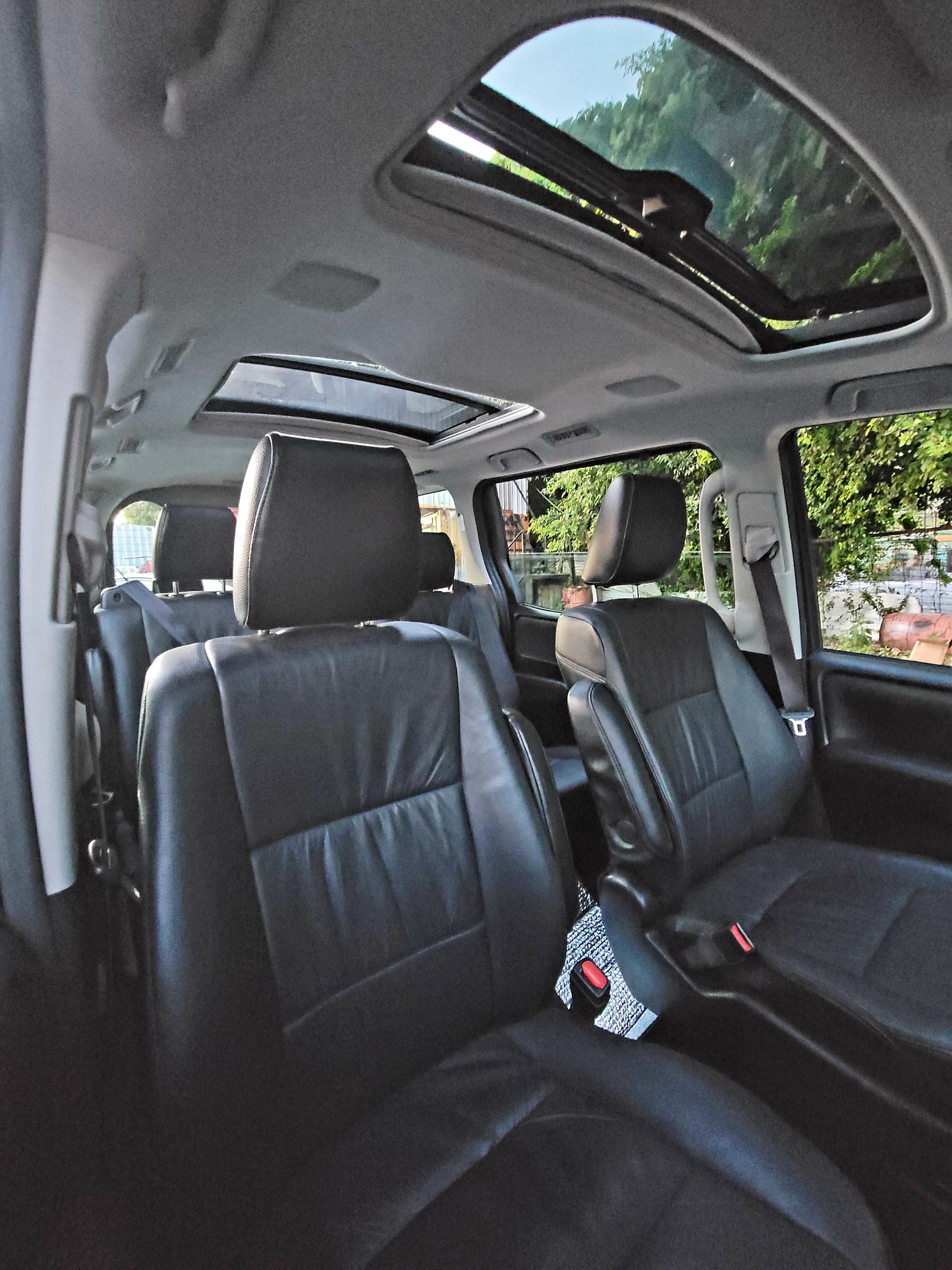 2014 TOYOTA NOAH DELUXE 2.0 AT