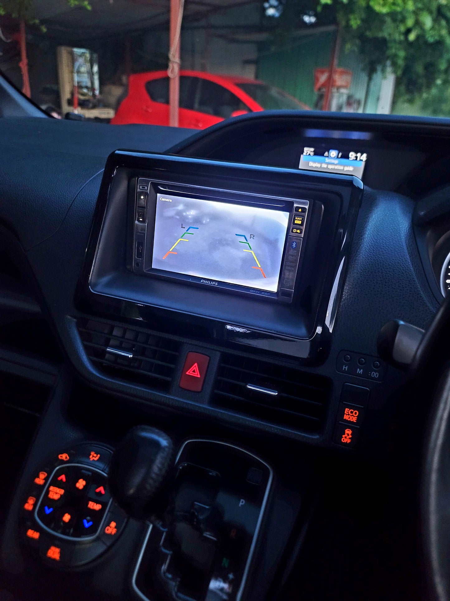 2014 TOYOTA NOAH DELUXE 2.0 AT