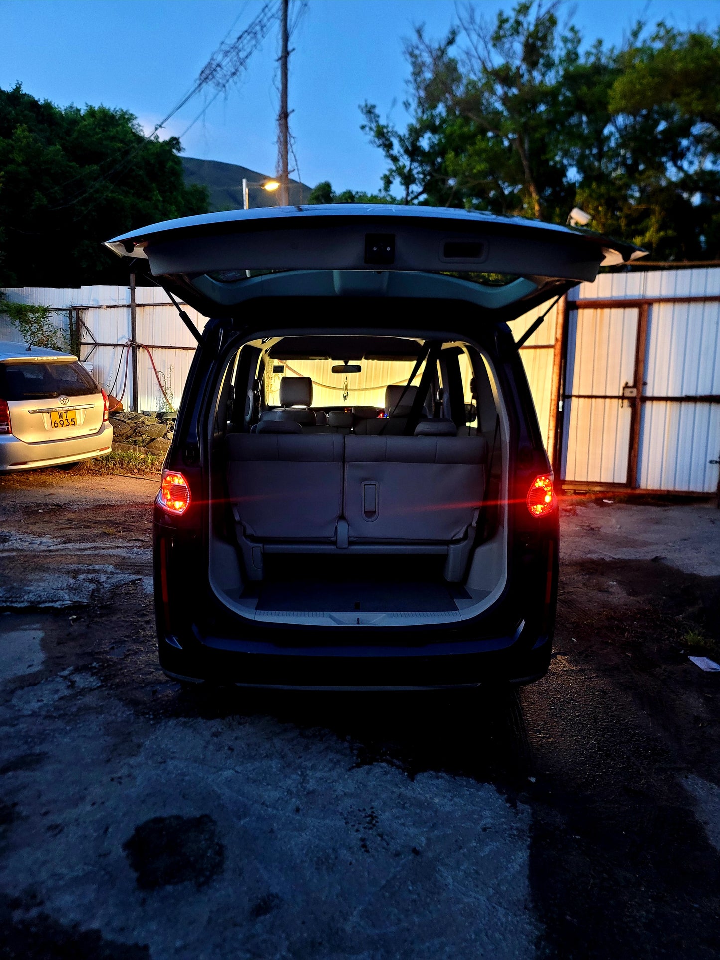 2015 MAZDA BIANTE 2.0 AT