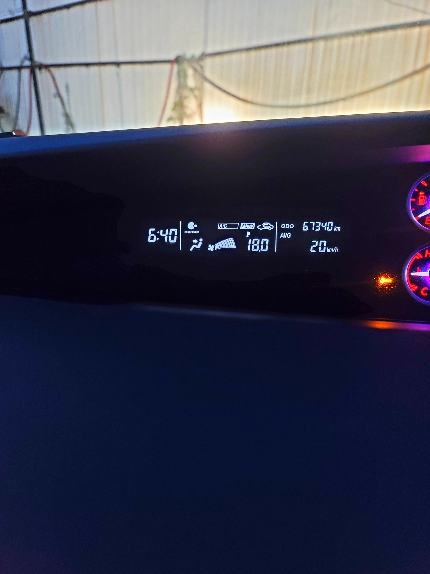2015 MAZDA BIANTE 2.0 AT