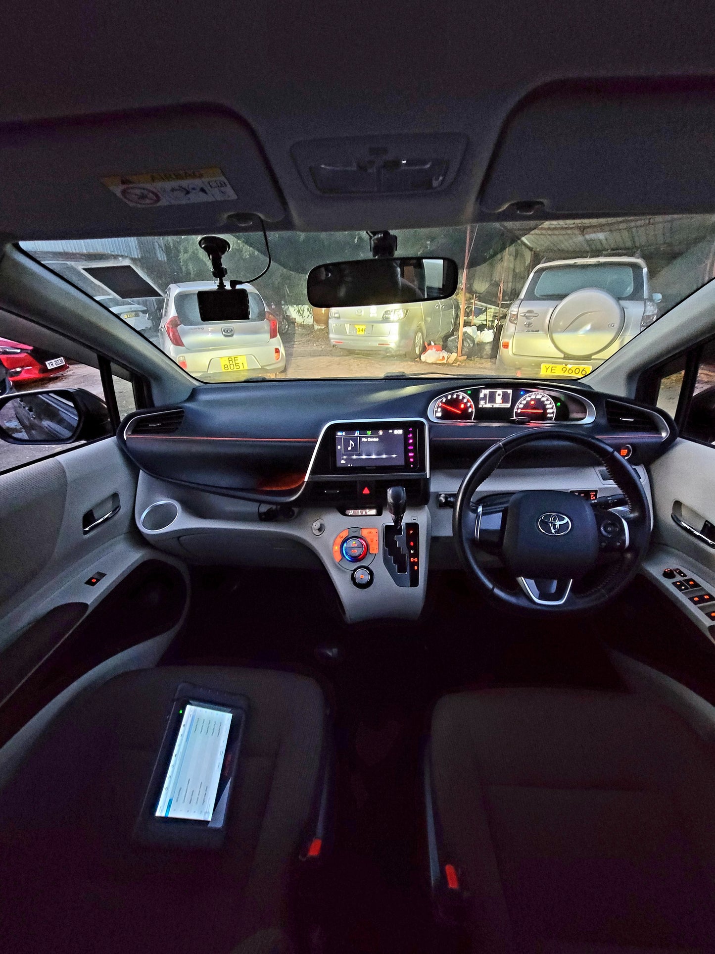 2017 TOYOTA SIENTA 1.5 AT