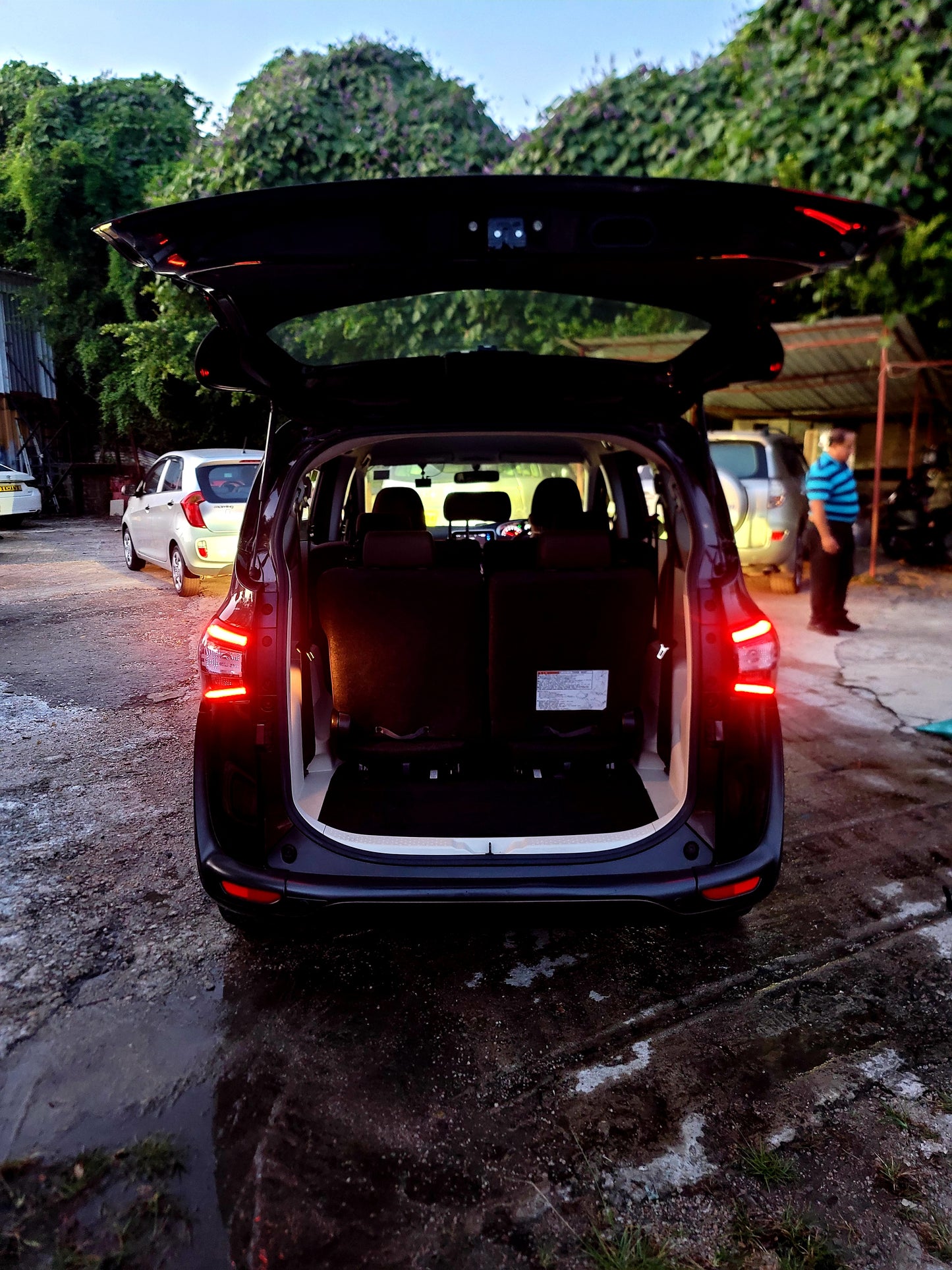 2017 TOYOTA SIENTA 1.5 AT
