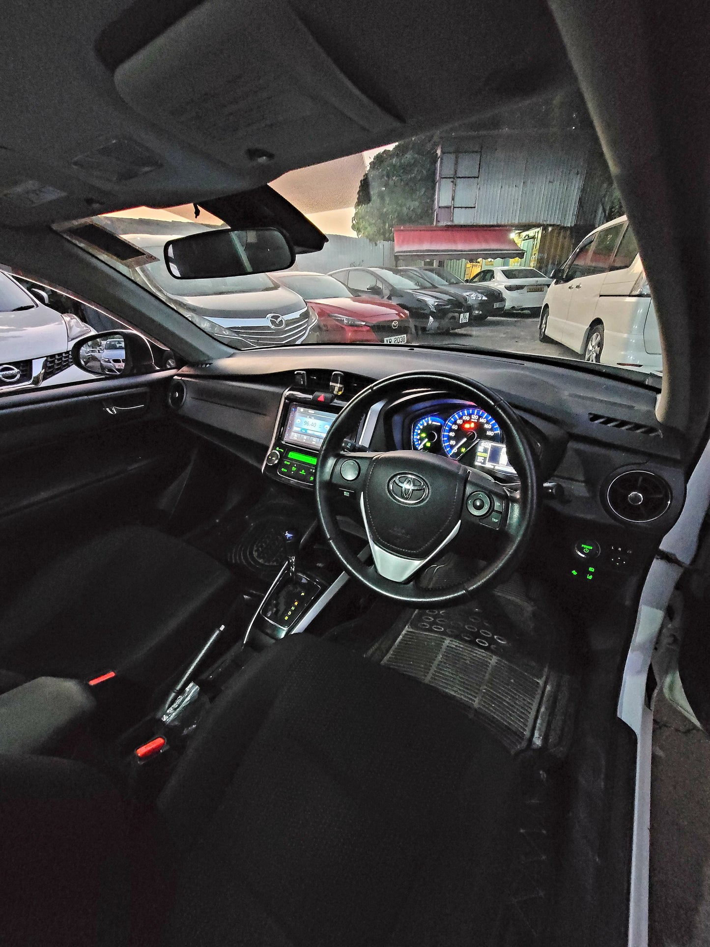 2015 TOYOTA COROLLA FIELDER WXB HYBRID 1.5 AT