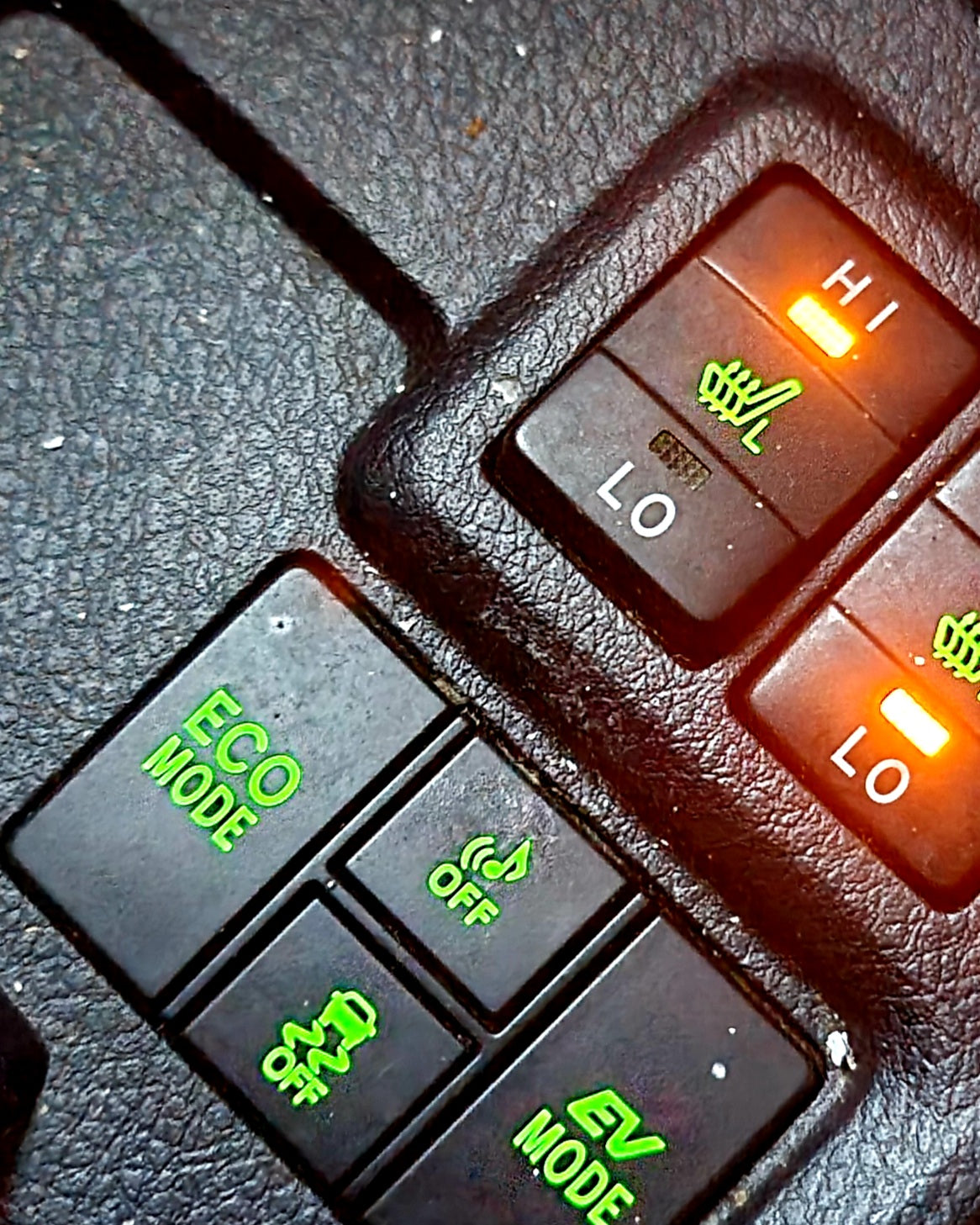 2015 TOYOTA COROLLA FIELDER WXB HYBRID 1.5 AT