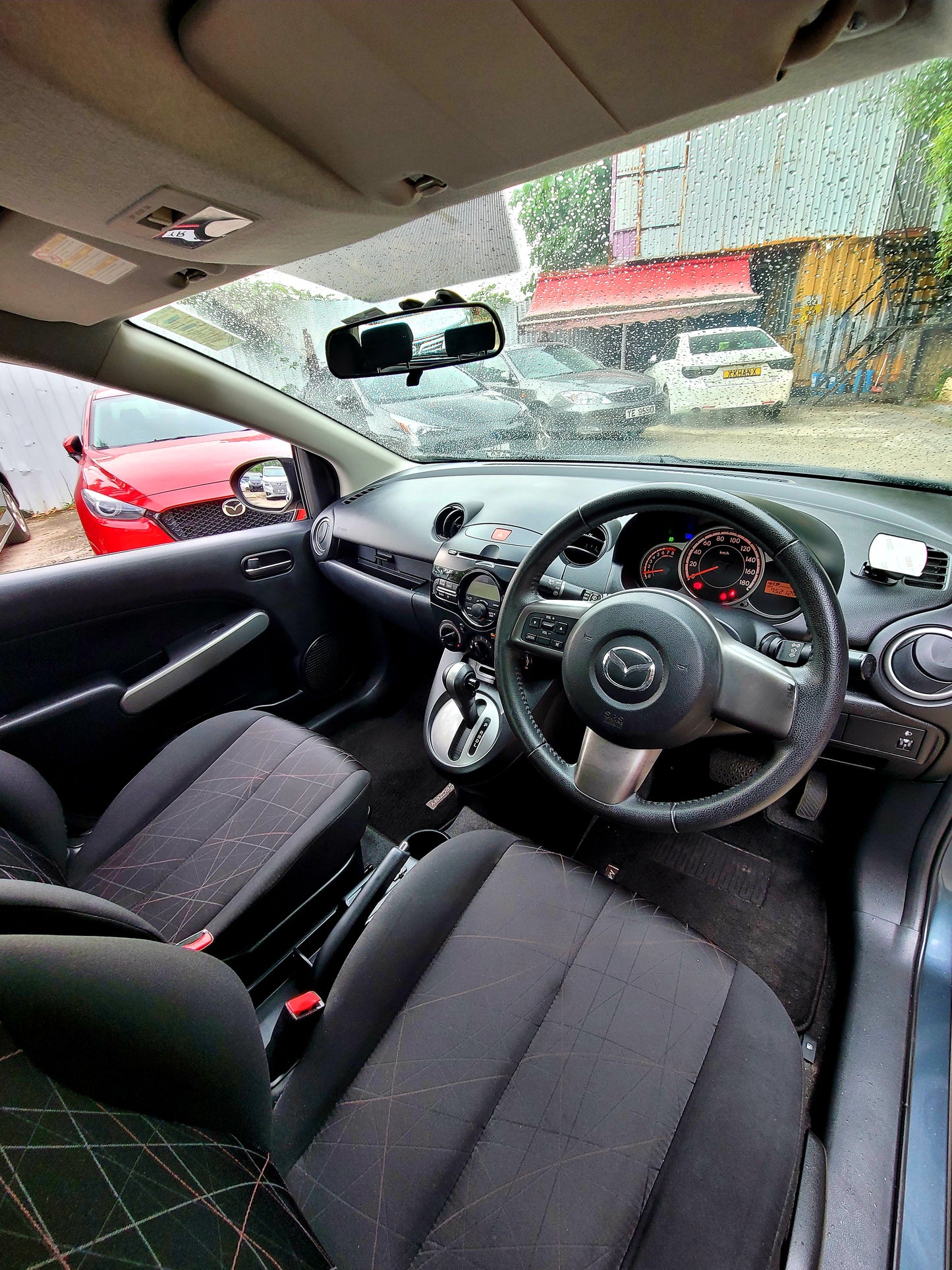 2012 MAZDA M2 (DEMIO) 1.3 AT