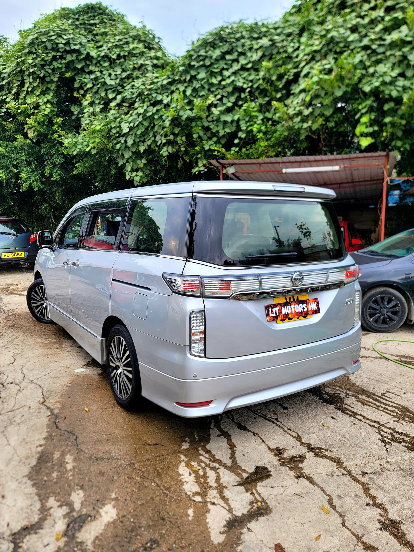 2014 NISSAN ELGRAND HIGHWAY STAR 2.5 AT
