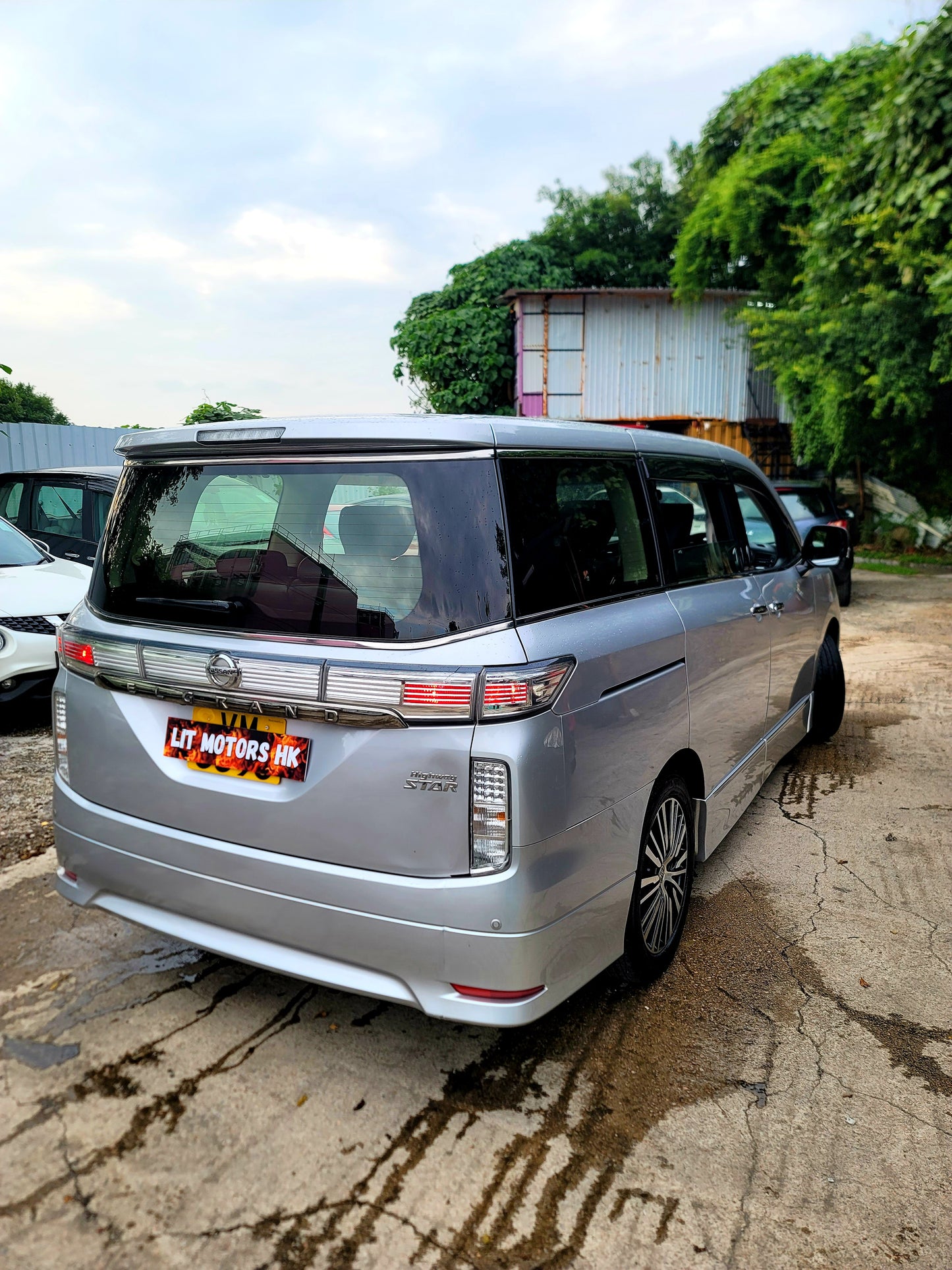 2014 NISSAN ELGRAND HIGHWAY STAR 2.5 AT