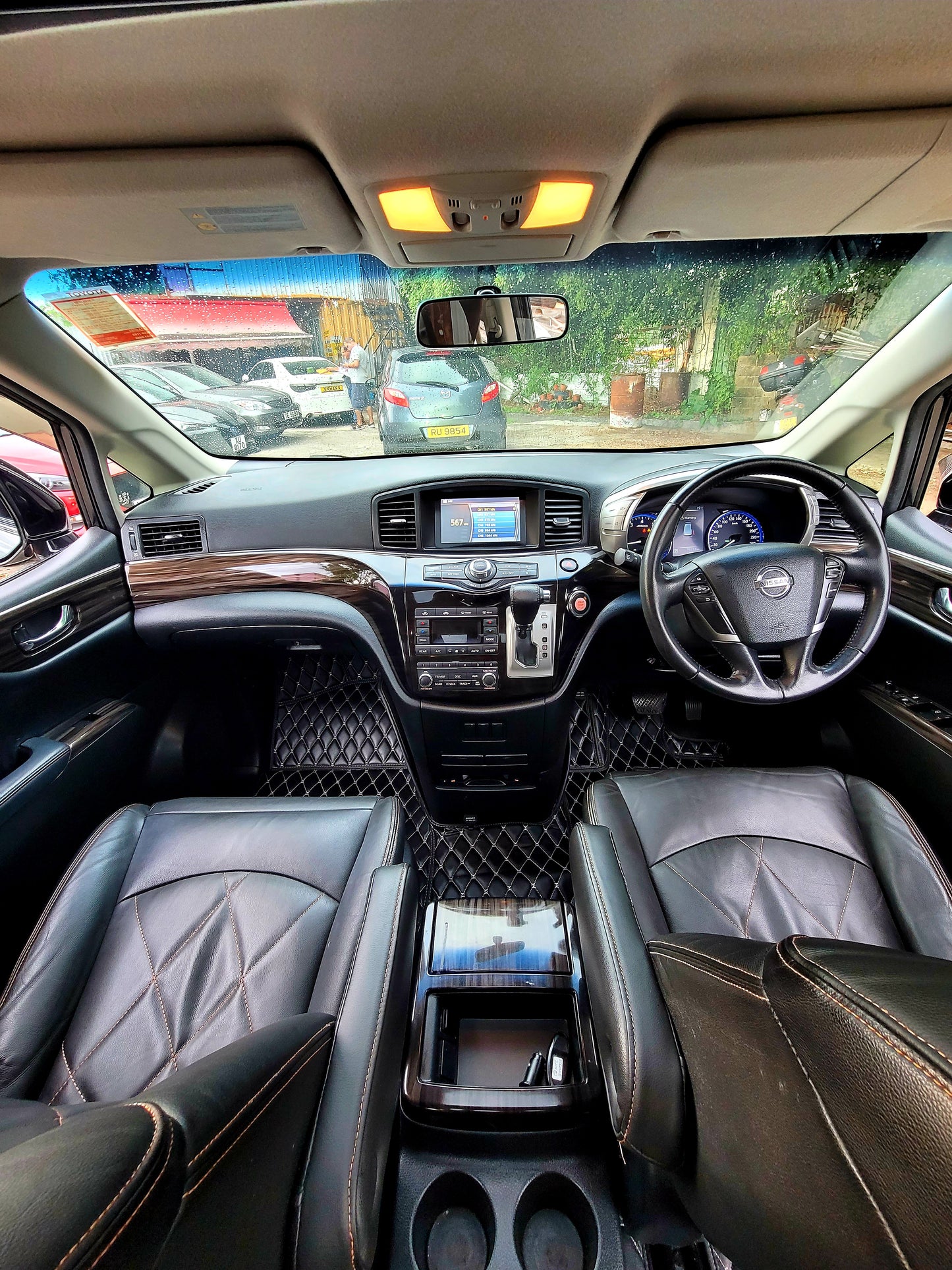 2014 NISSAN ELGRAND HIGHWAY STAR 2.5 AT