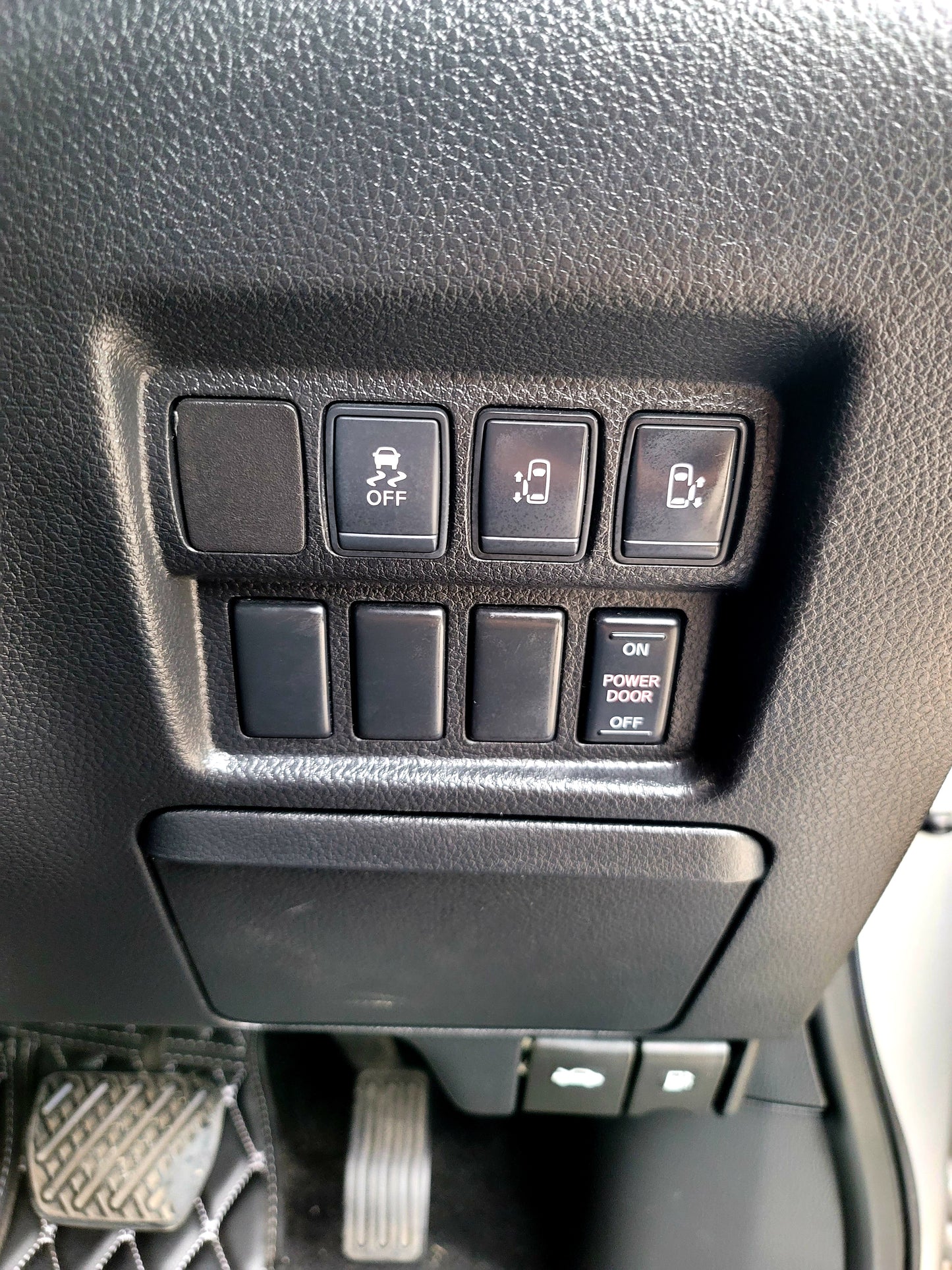 2014 NISSAN ELGRAND HIGHWAY STAR 2.5 AT