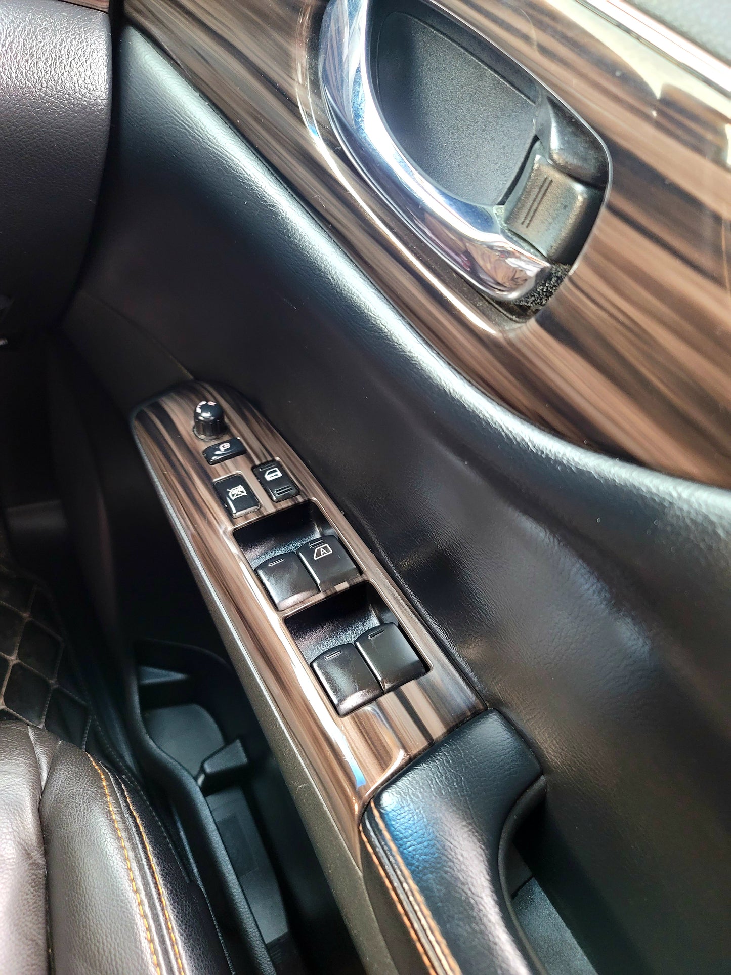 2014 NISSAN ELGRAND HIGHWAY STAR 2.5 AT
