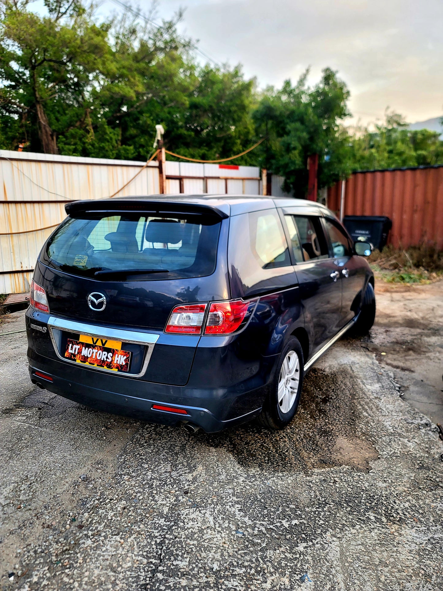 2010 MAZDA M8 MPV DELUXE 2.3 AT