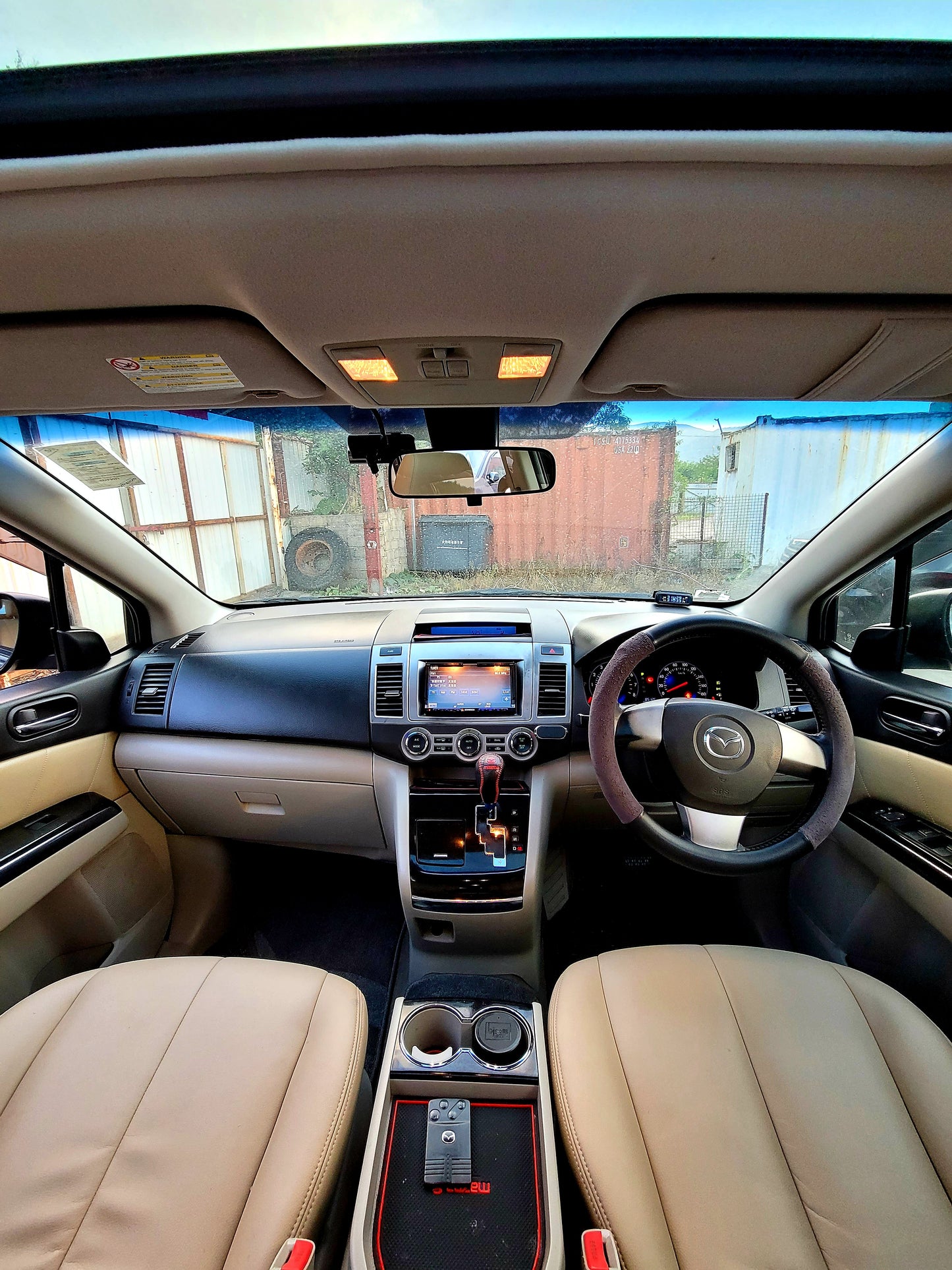 2010 MAZDA M8 MPV DELUXE 2.3 AT