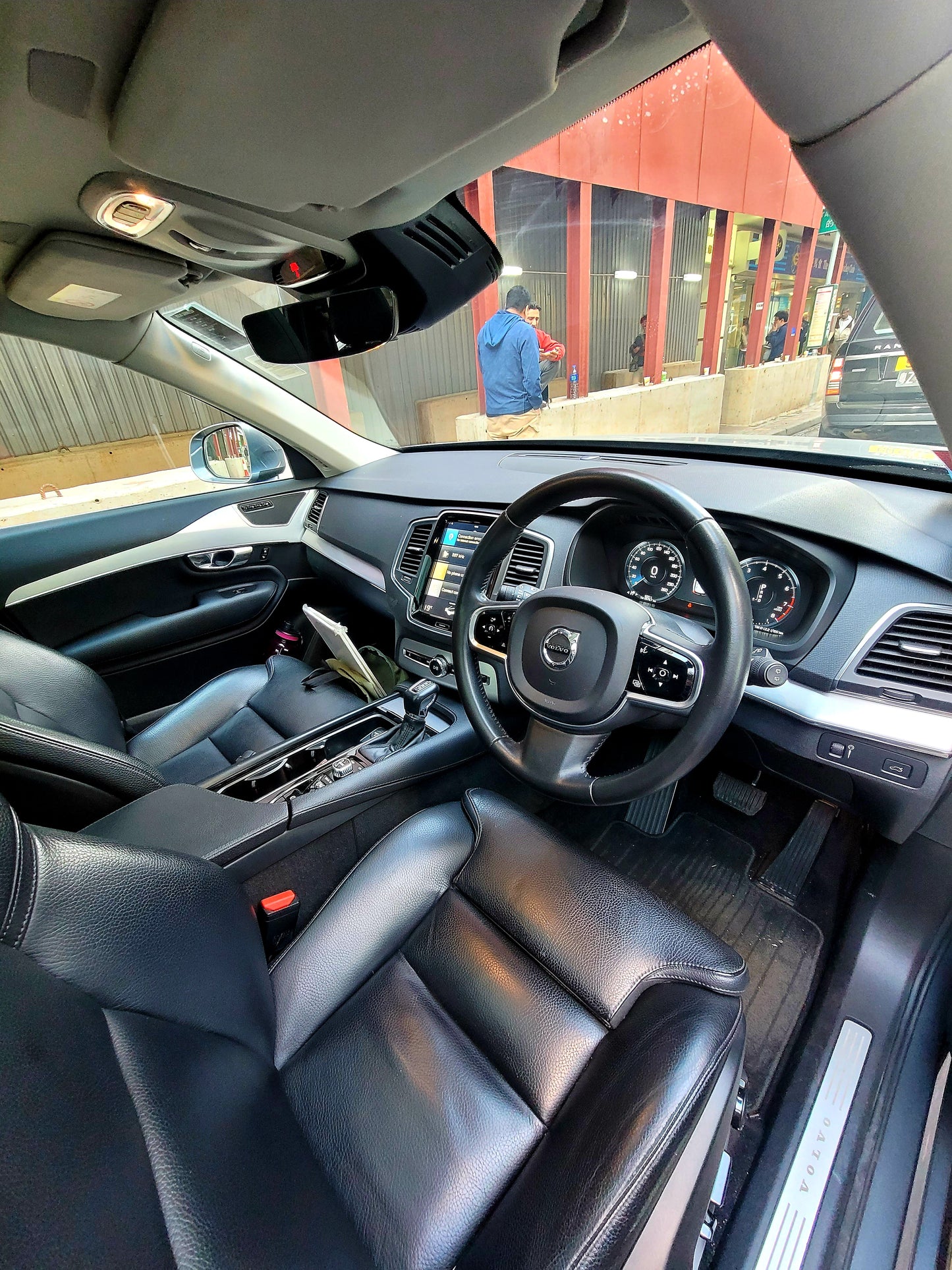 2017/18 VOLVO XC90 T5 MOMENTUM 2.0T AT