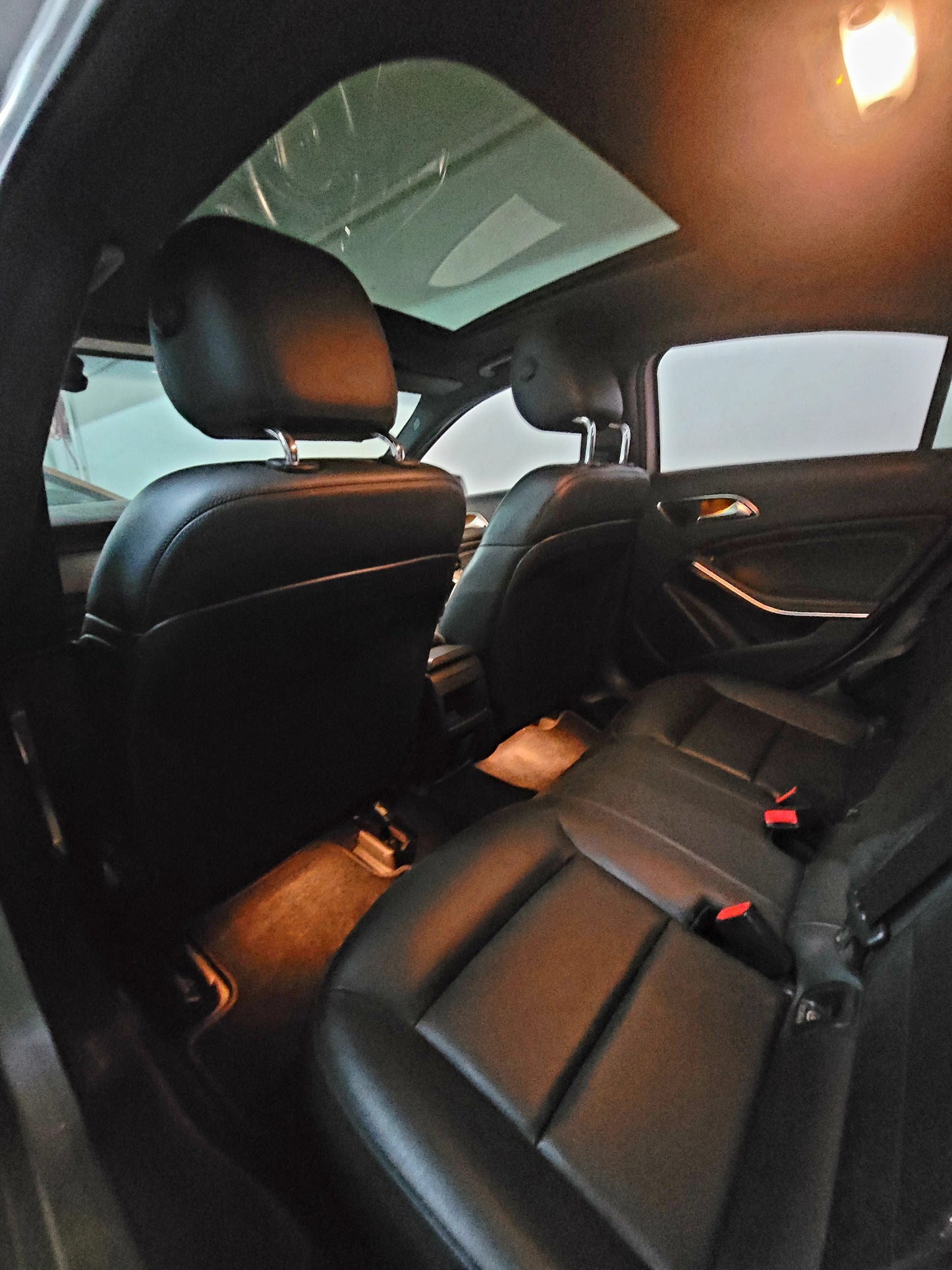 2012/13 M. BENZ A180 1.6T AT