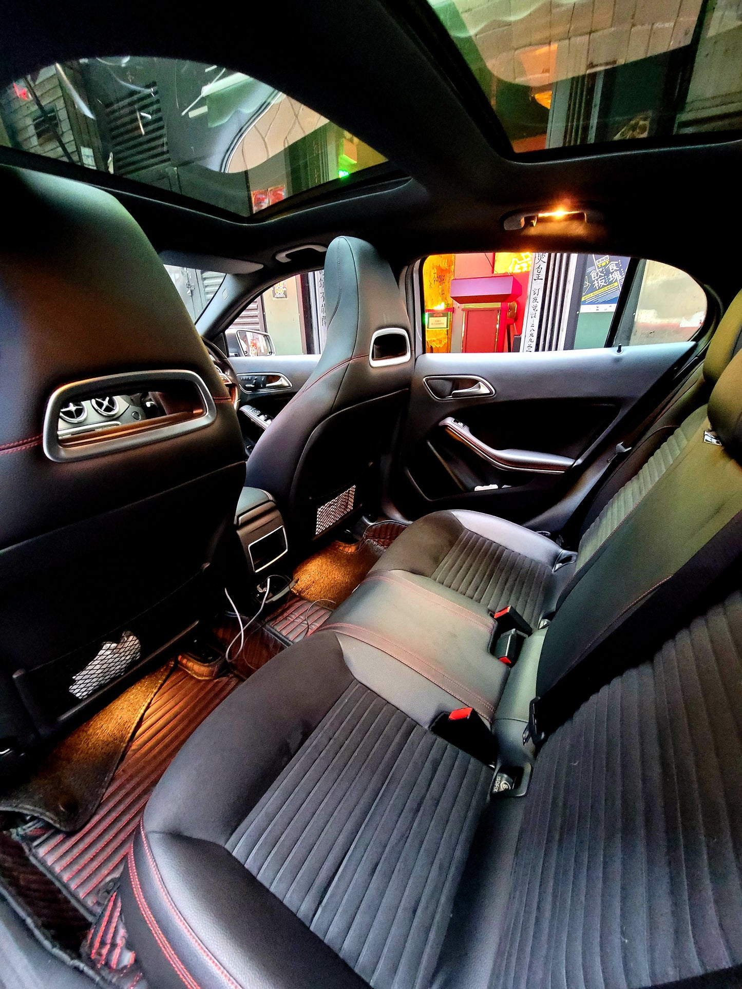 2014/15 MERCEDES-BENZ GLA 250 4MATIC AMG 2.0T AT