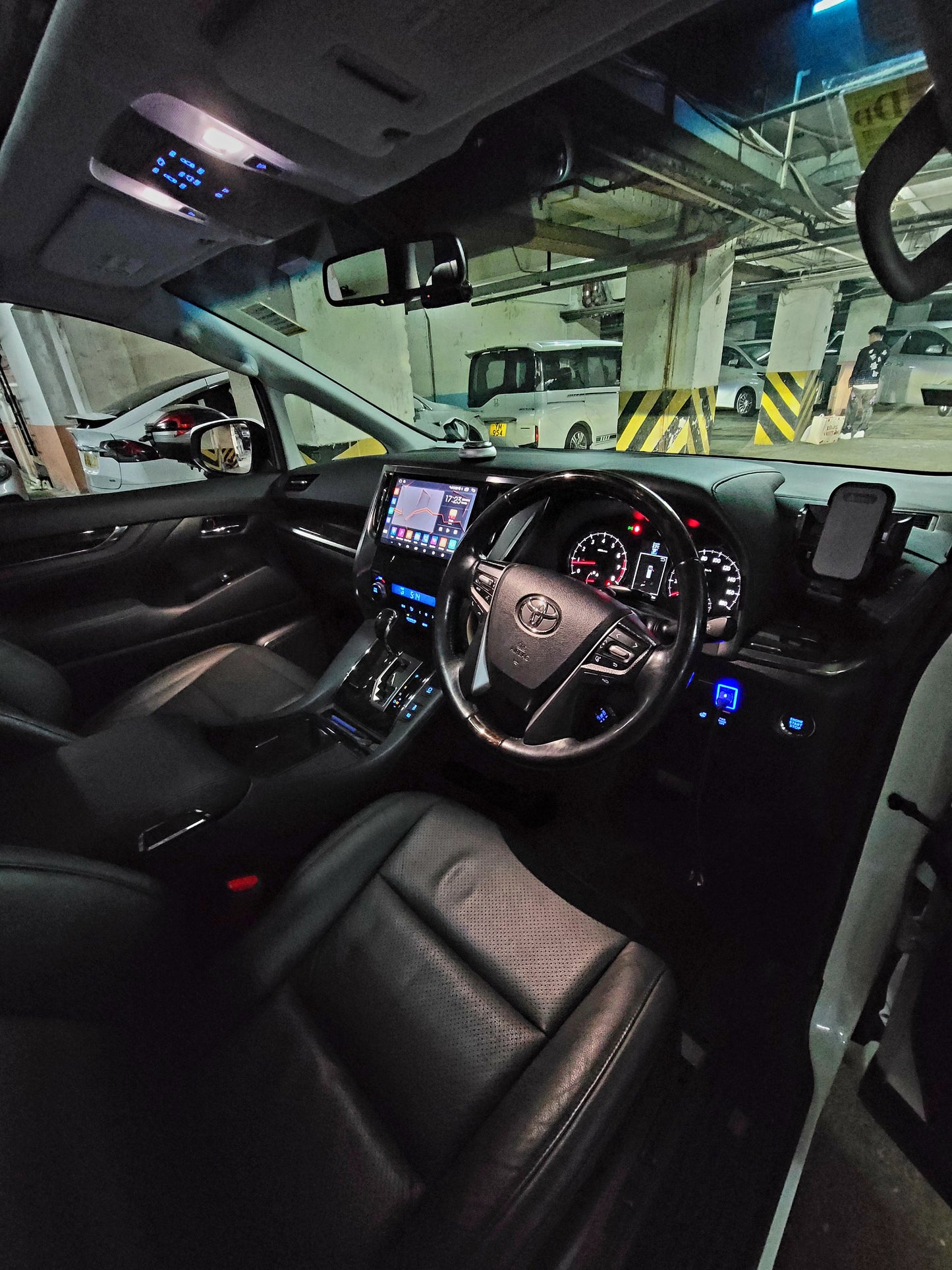 2016 TOYOTA ALPHARD SC 2.5 AT