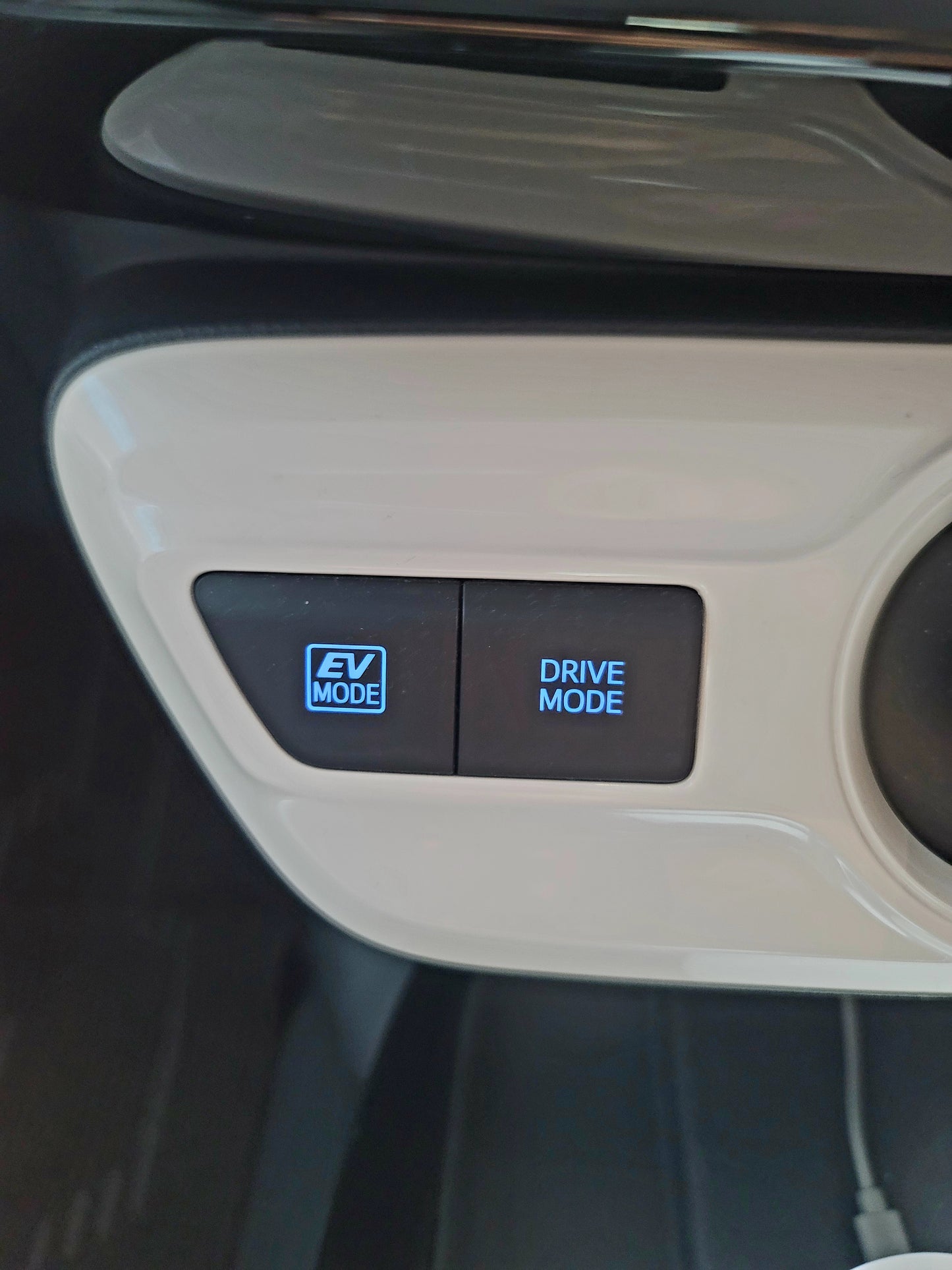 2017 TOYOTA PRIUS HYBRID 1.8 AT