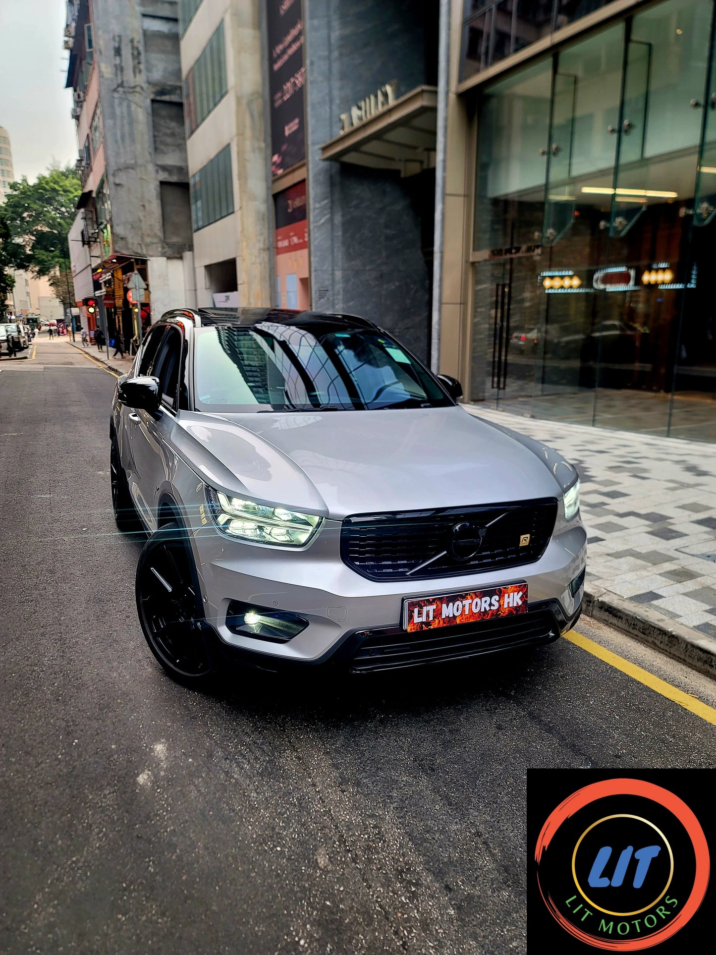 2018 VOLVO XC40 T5 R-DESIGN 2.0T AT