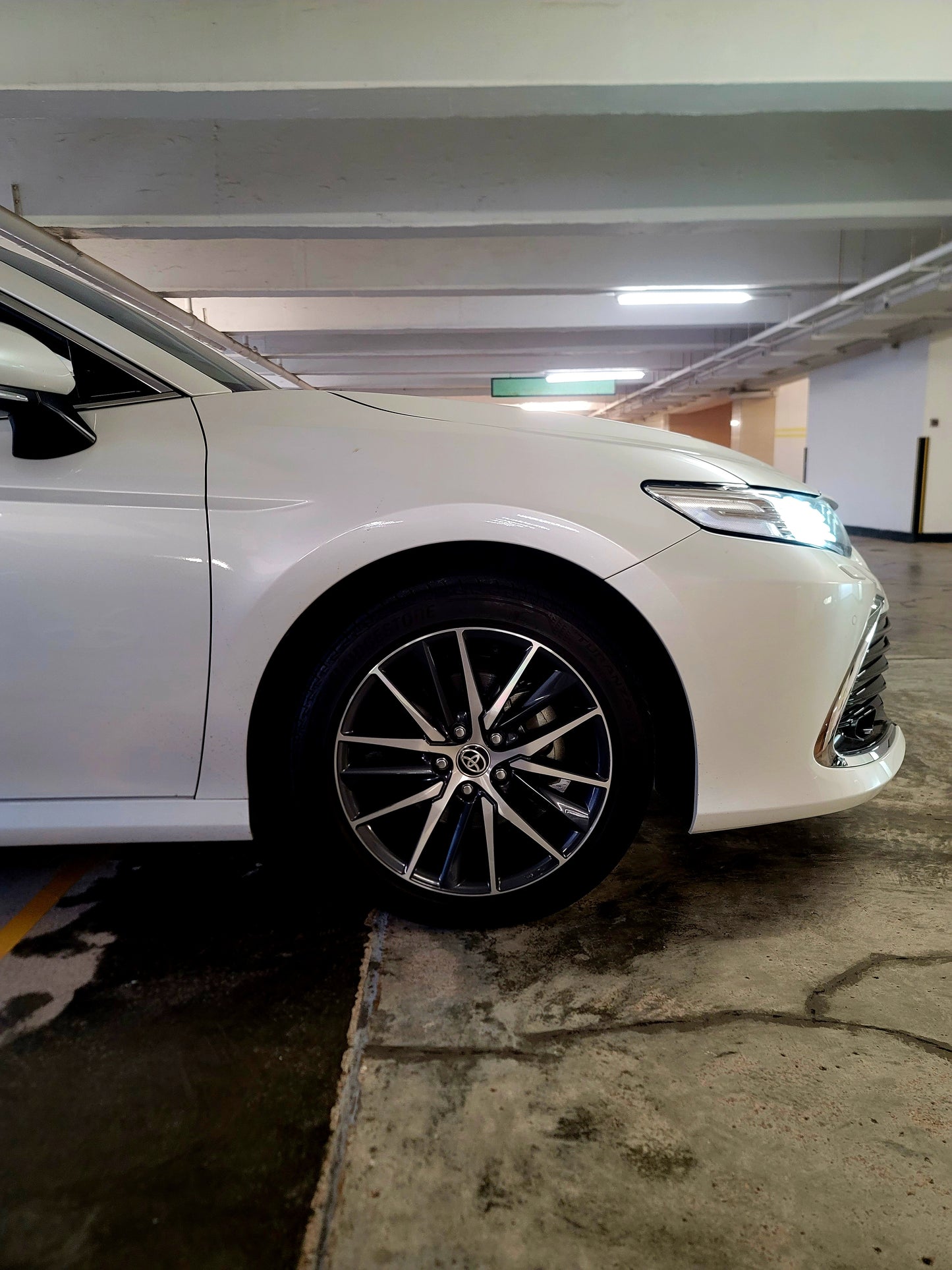2021 TOYOTA CAMRY DELUXE 2.5 AT