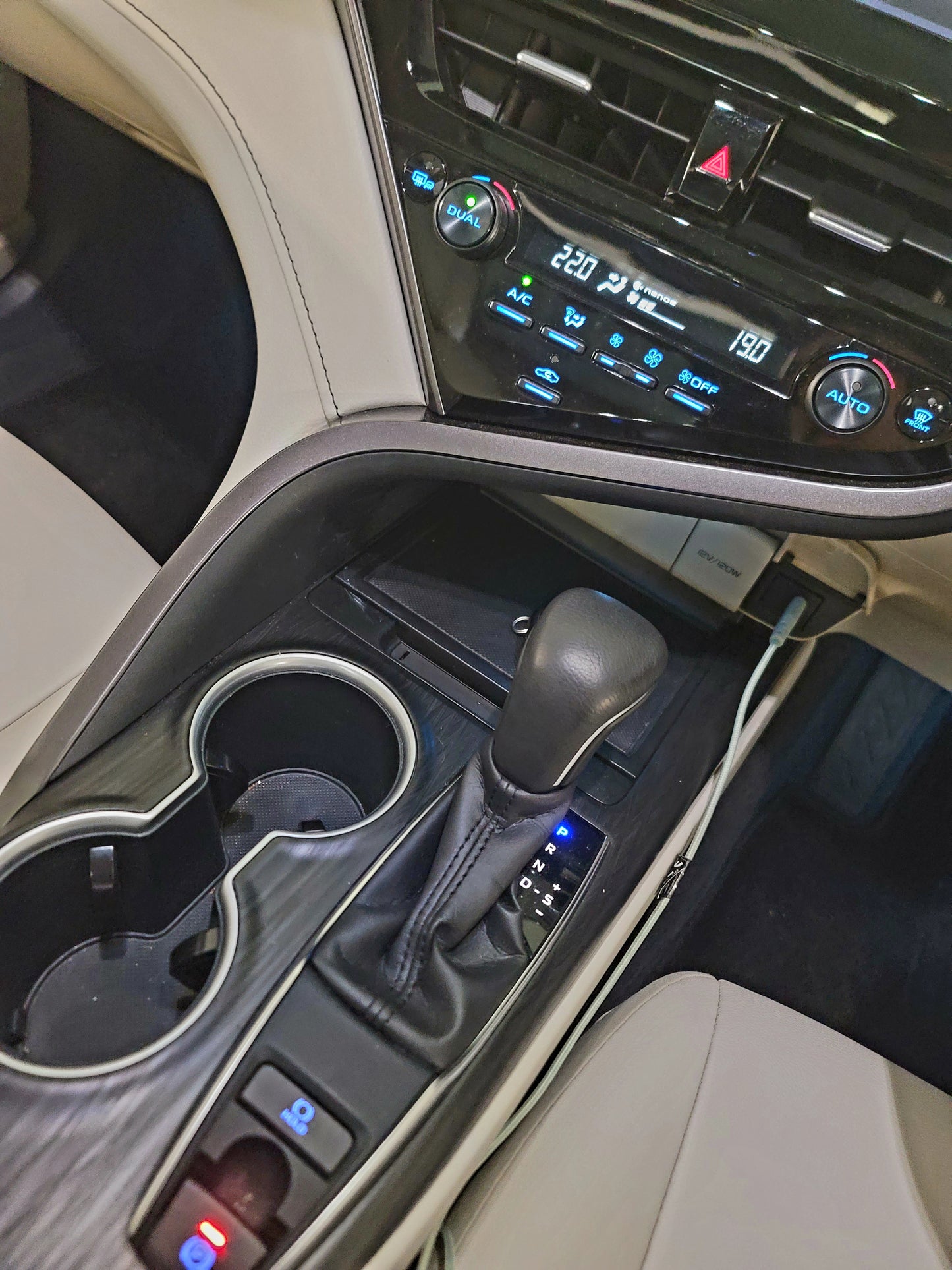 2021 TOYOTA CAMRY DELUXE 2.5 AT
