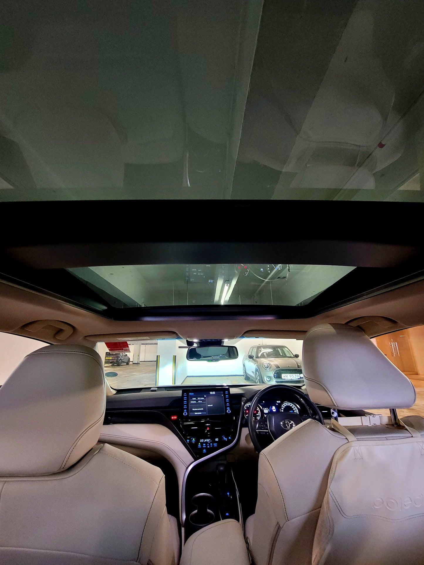 2021 TOYOTA CAMRY DELUXE 2.5 AT