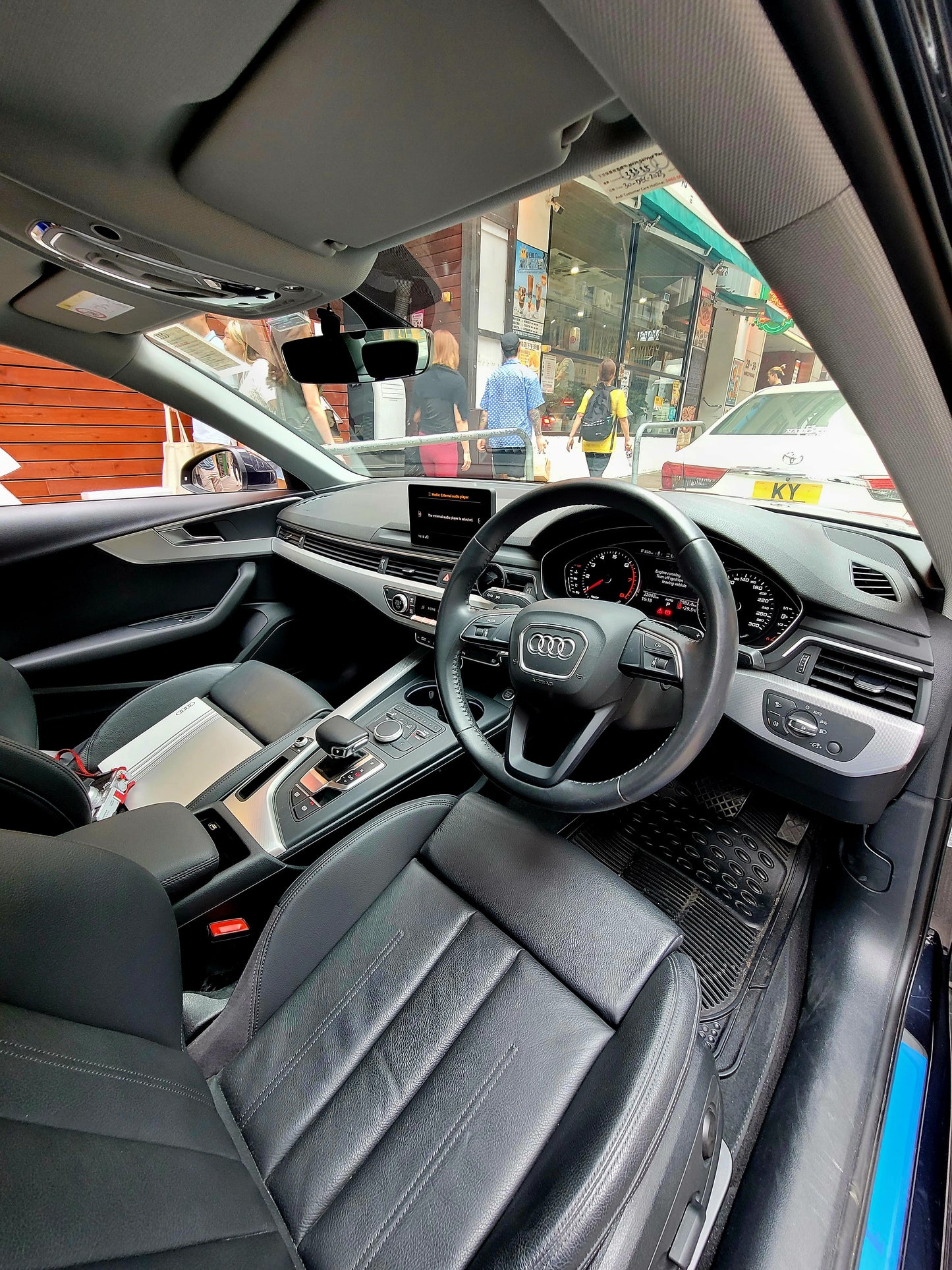 2018/19 AUDI A4 40TFSI S LINE 2.0T AT