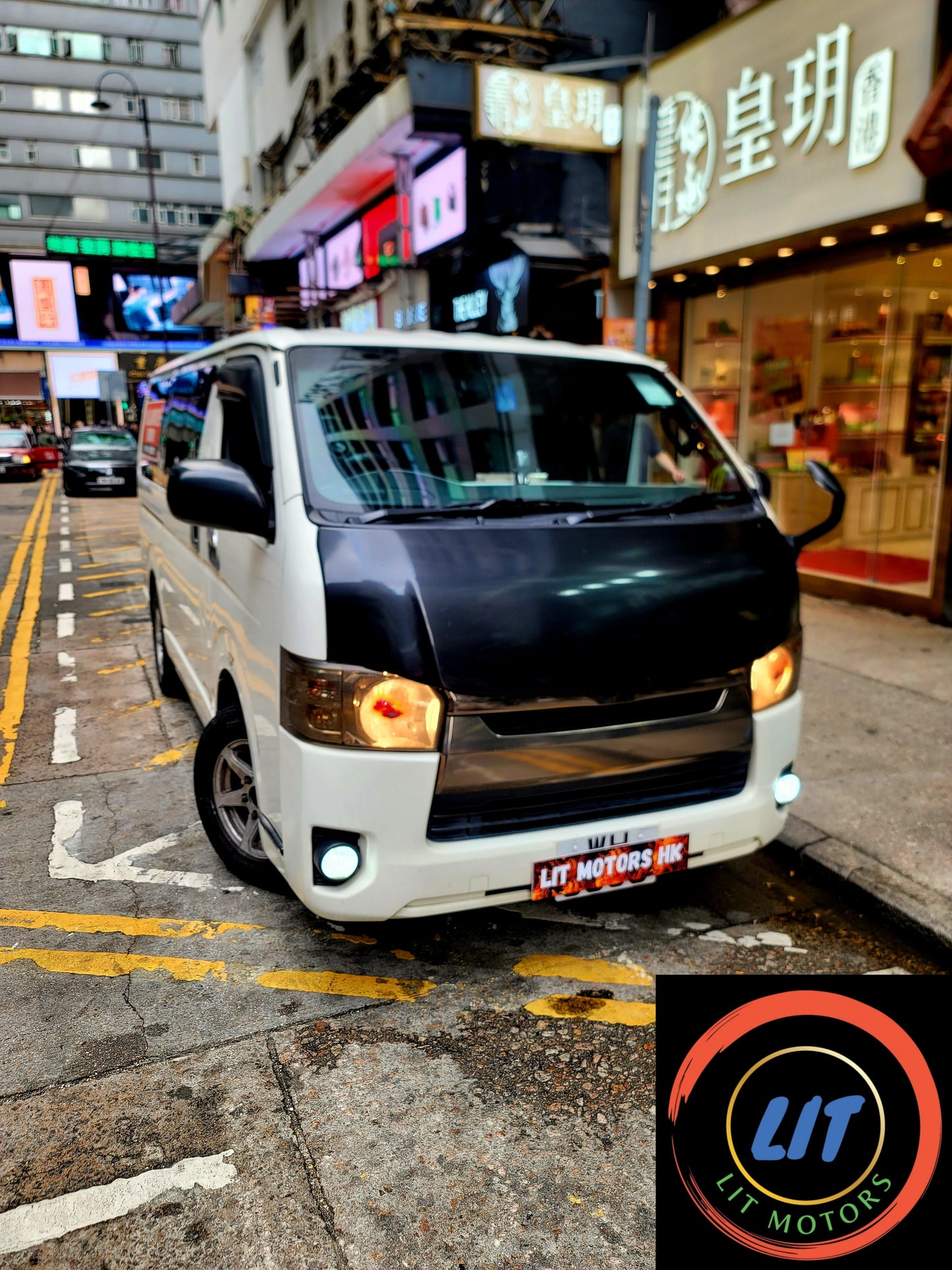 2015 TOYOTA HIACE LWB GL DIESEL 3.0T AT