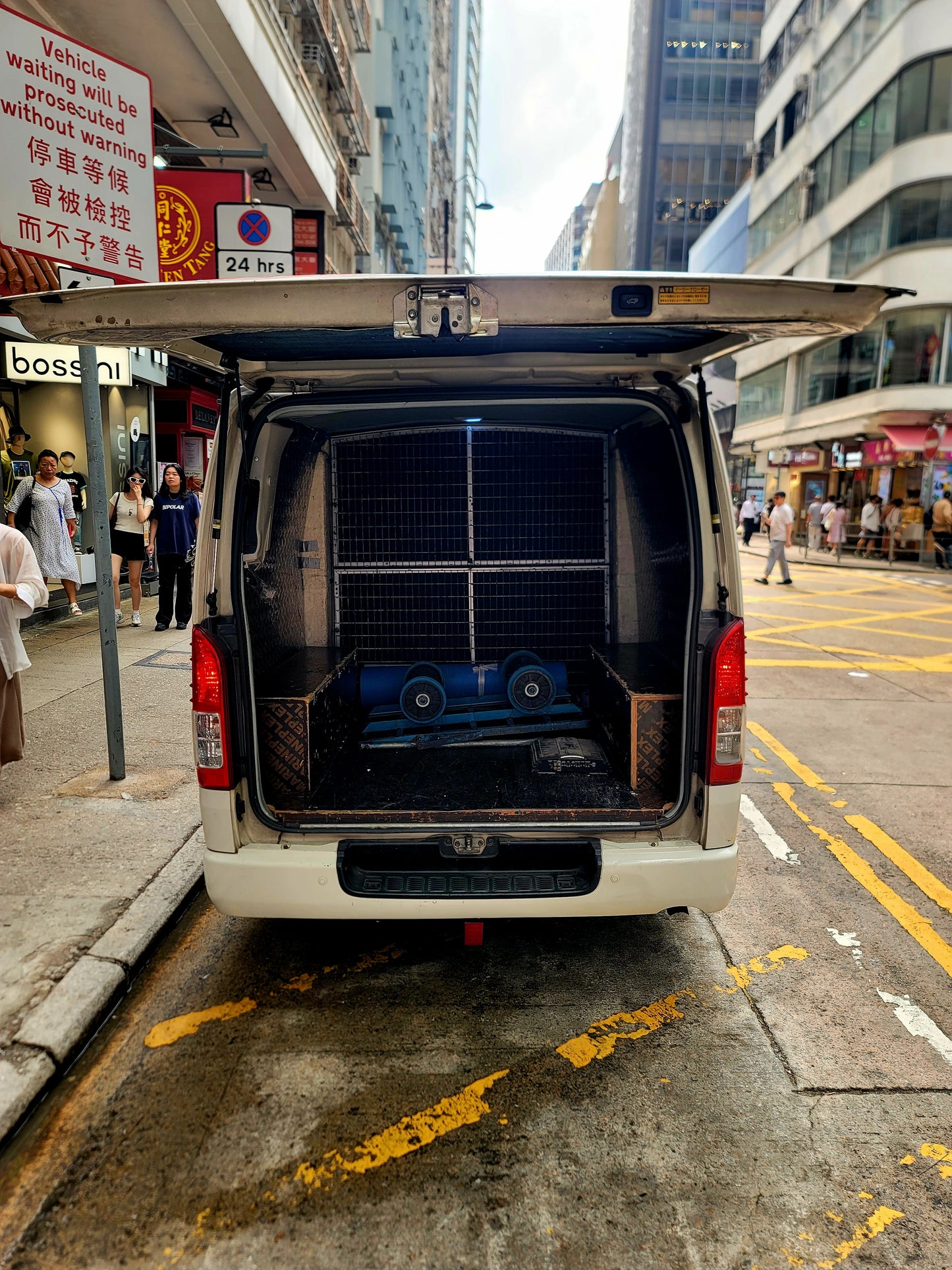 2015 TOYOTA HIACE LWB GL DIESEL 3.0T AT