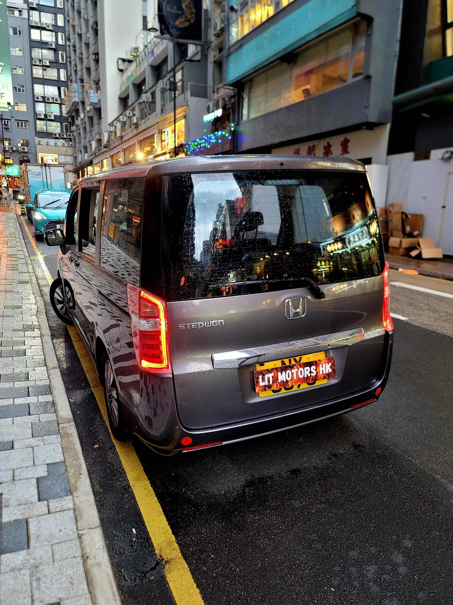 2014 HONDA STEPWAGON RK1 2.0 AT
