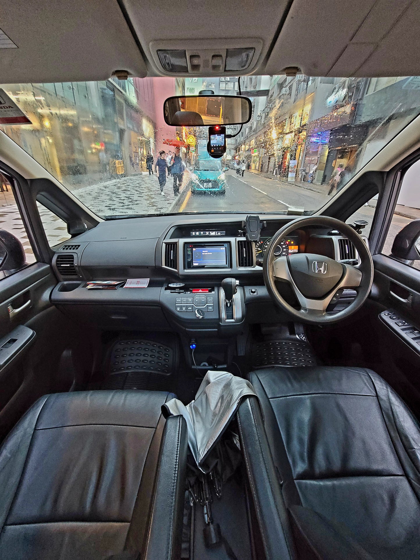 2014 HONDA STEPWAGON RK1 2.0 AT