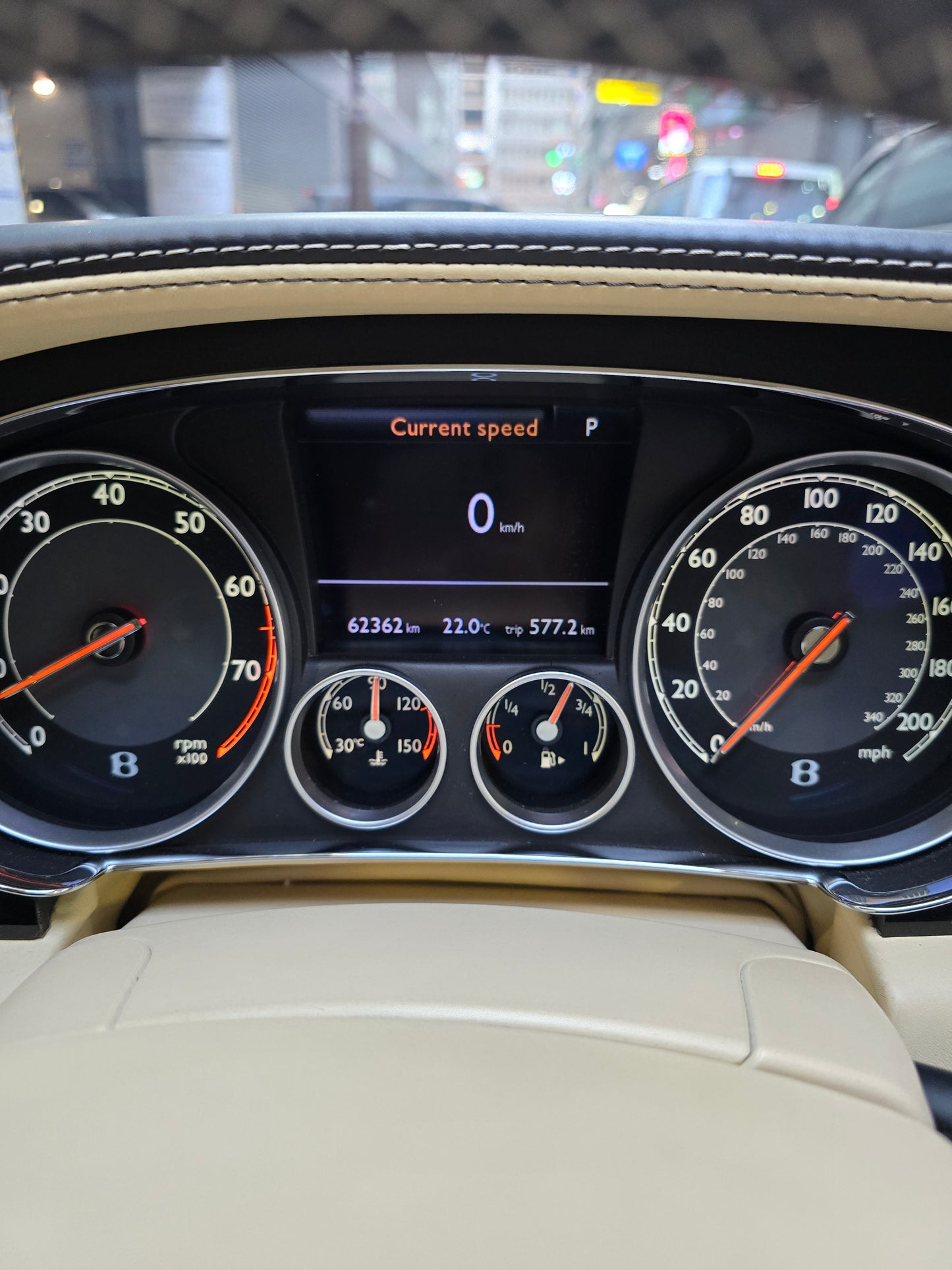 2013/14 BENTLEY CONTINENTAL FLYING SPUR 6.0 W12 AT