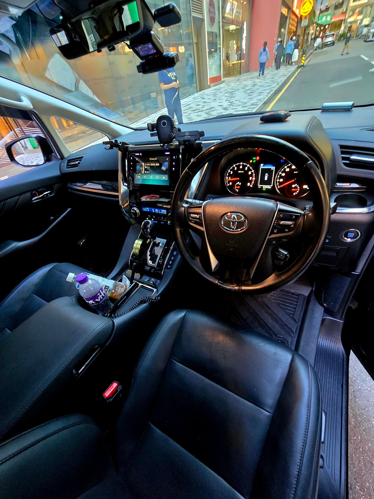 2020 TOYOTA VELLFIRE V 2.5 AT
